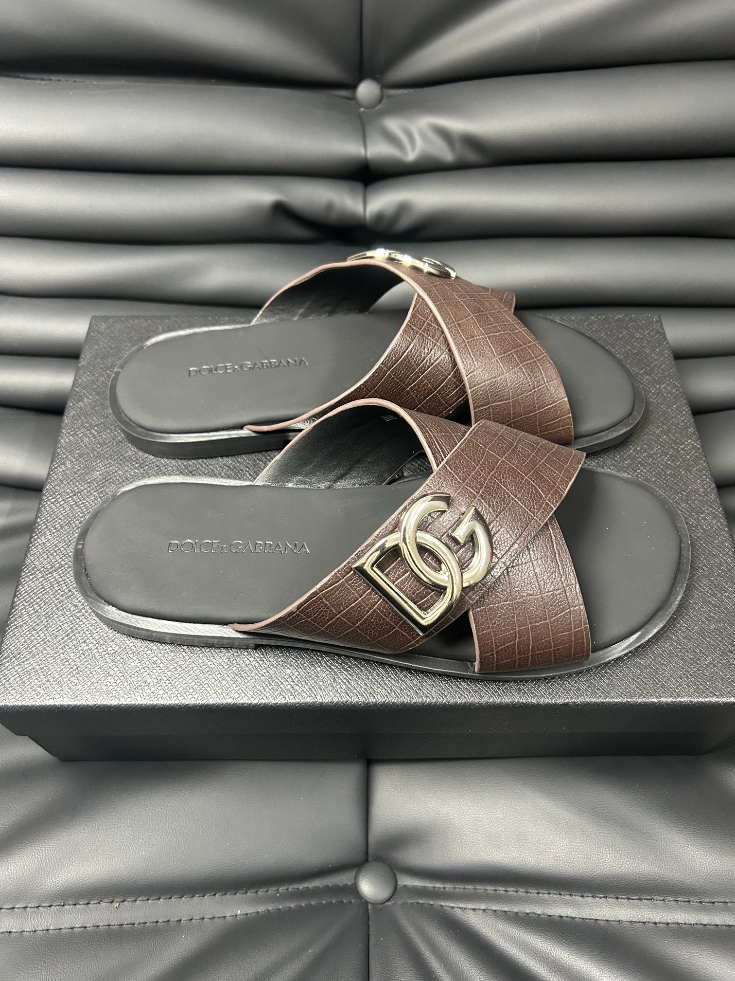 LuxluxHouse Best Quality Sandals Dolce & Gabbana