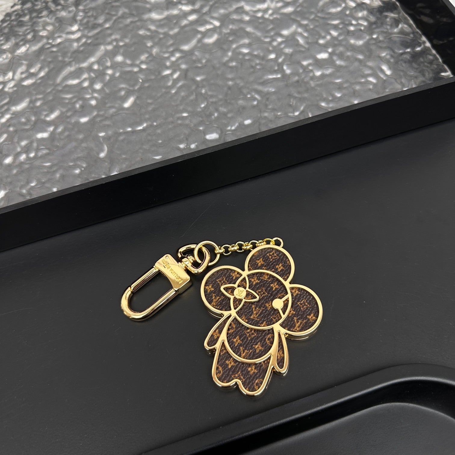 LuxluxHouse Best Quality Accessories Keychain Louis Vuitton