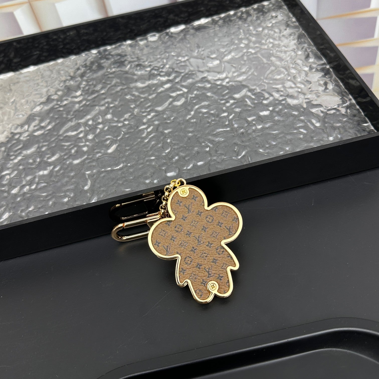 LuxluxHouse Best Quality Accessories Keychain Louis Vuitton