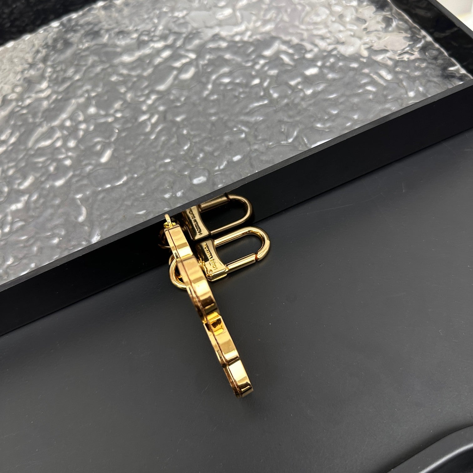 LuxluxHouse Best Quality Accessories Keychain Louis Vuitton