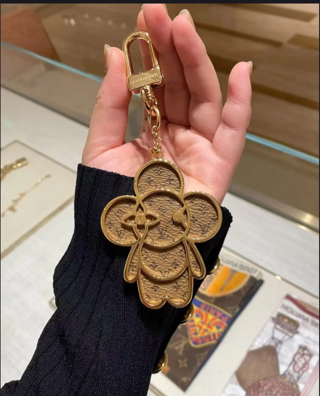 LuxluxHouse Best Quality Accessories Keychain Louis Vuitton