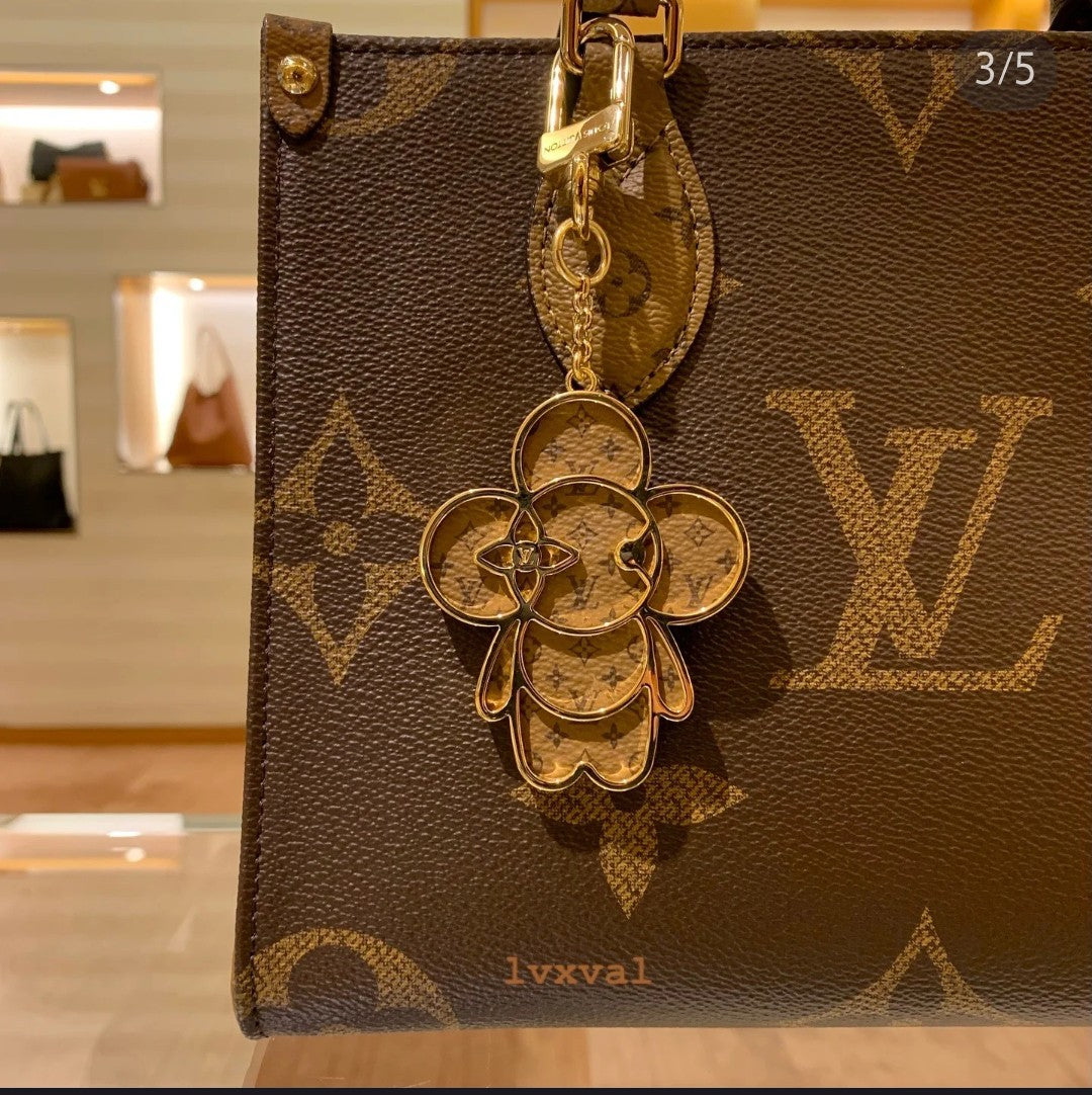 LuxluxHouse Best Quality Accessories Keychain Louis Vuitton