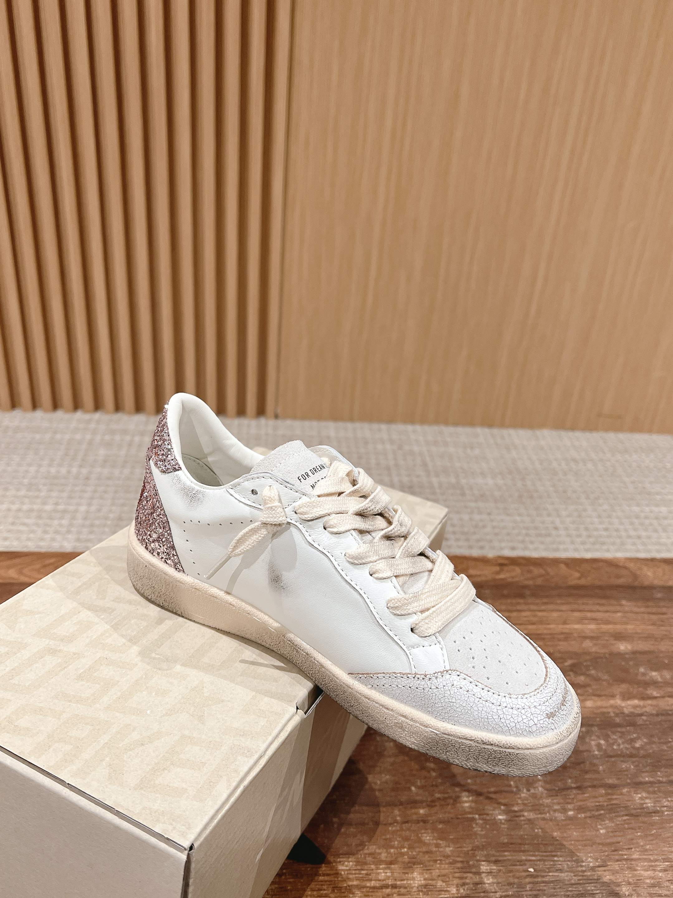 LuxluxHouse Best Quality Shoes Golden Goose
