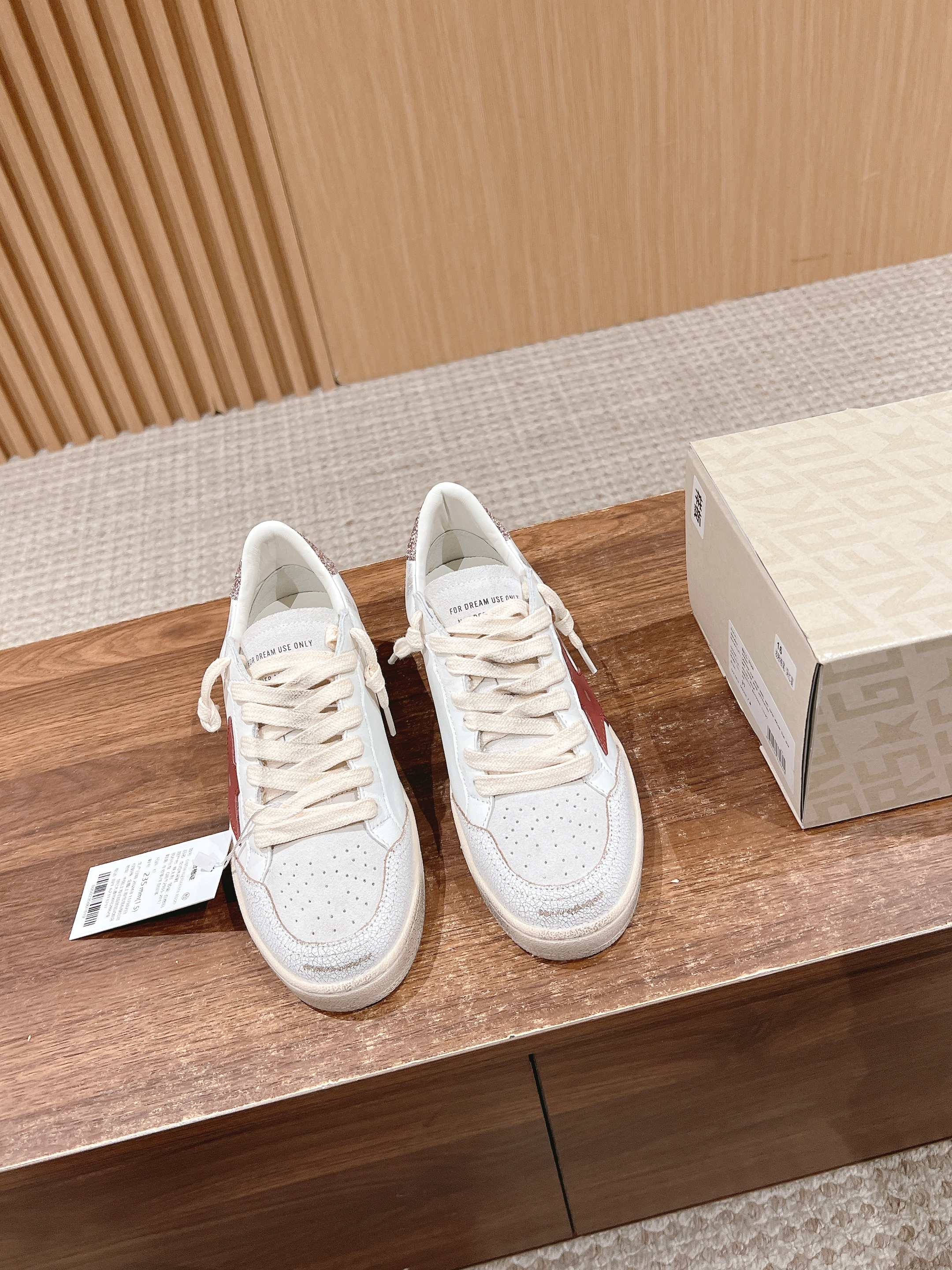 LuxluxHouse Best Quality Shoes Golden Goose