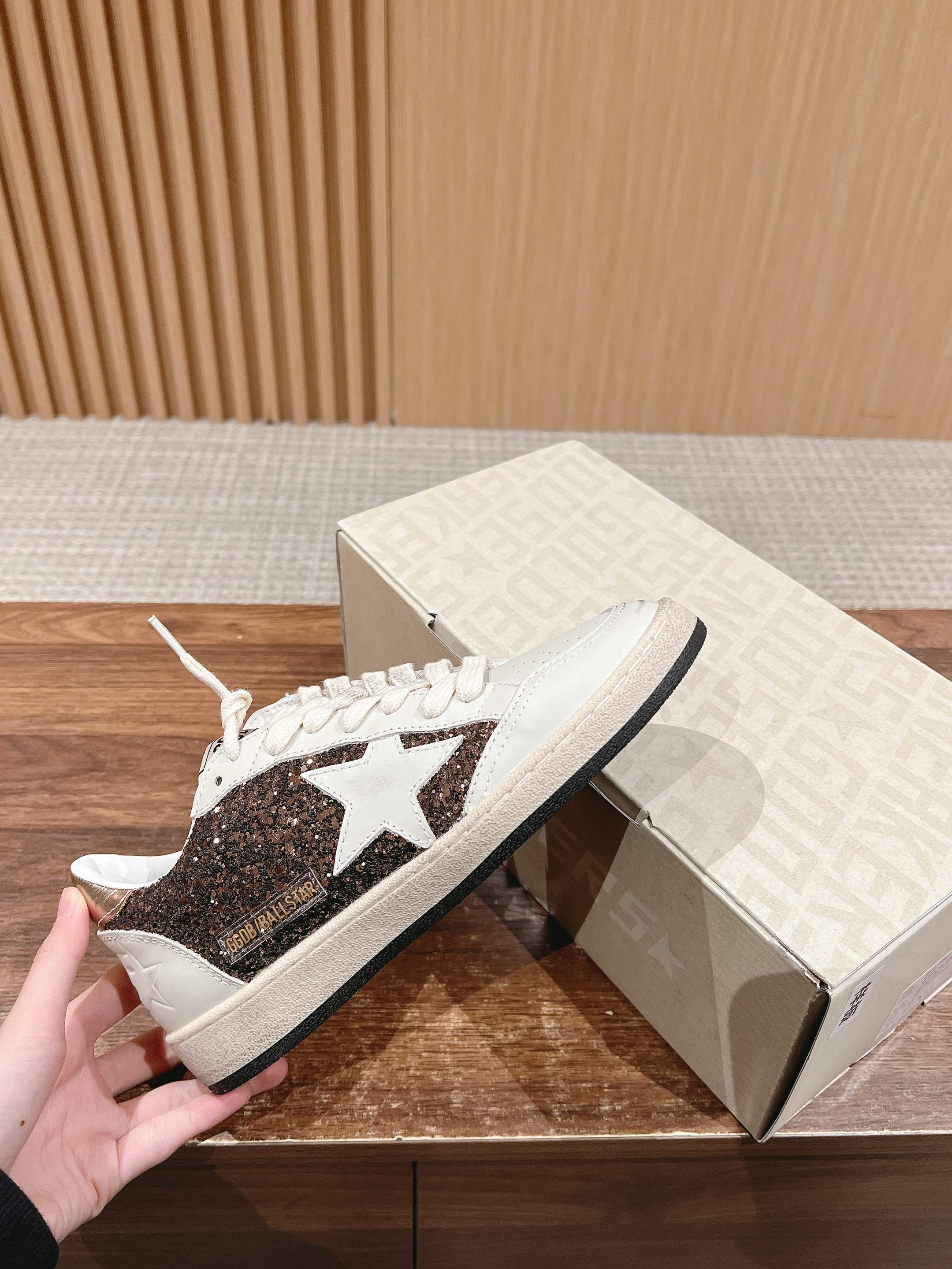 LuxluxHouse Best Quality Shoes Golden Goose