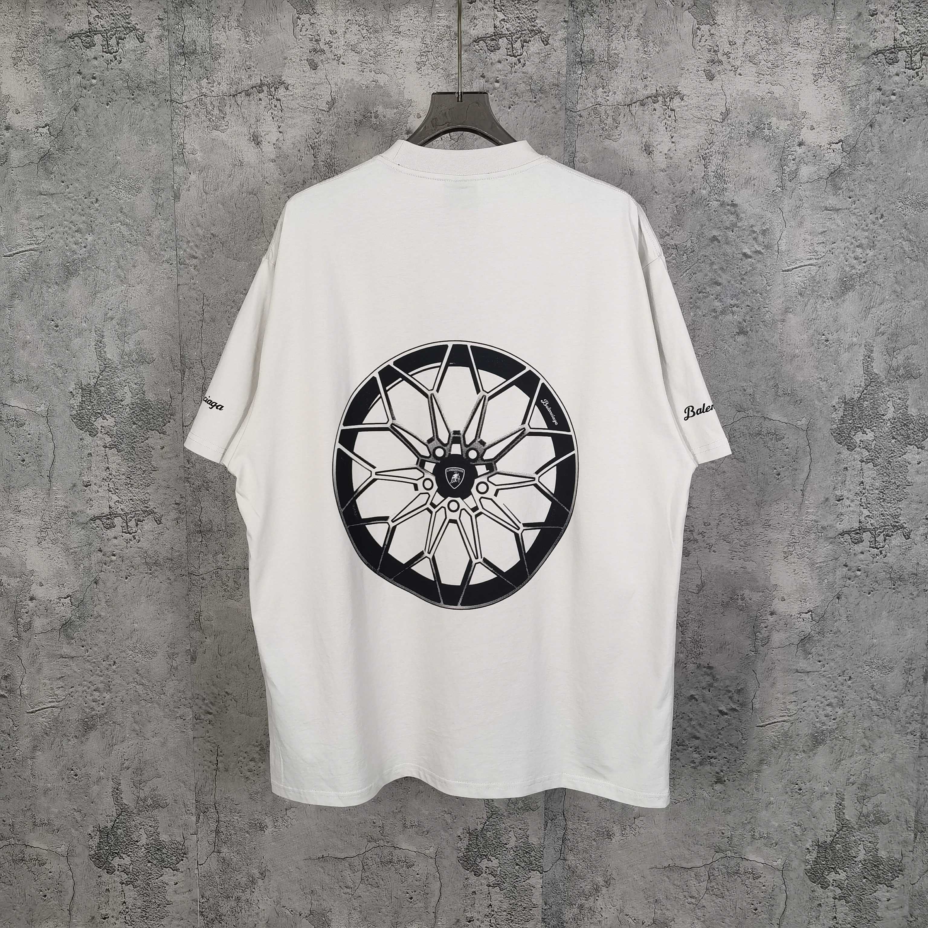 LuxluxHouse Best Quality Clothes Balenciaga T-shirt