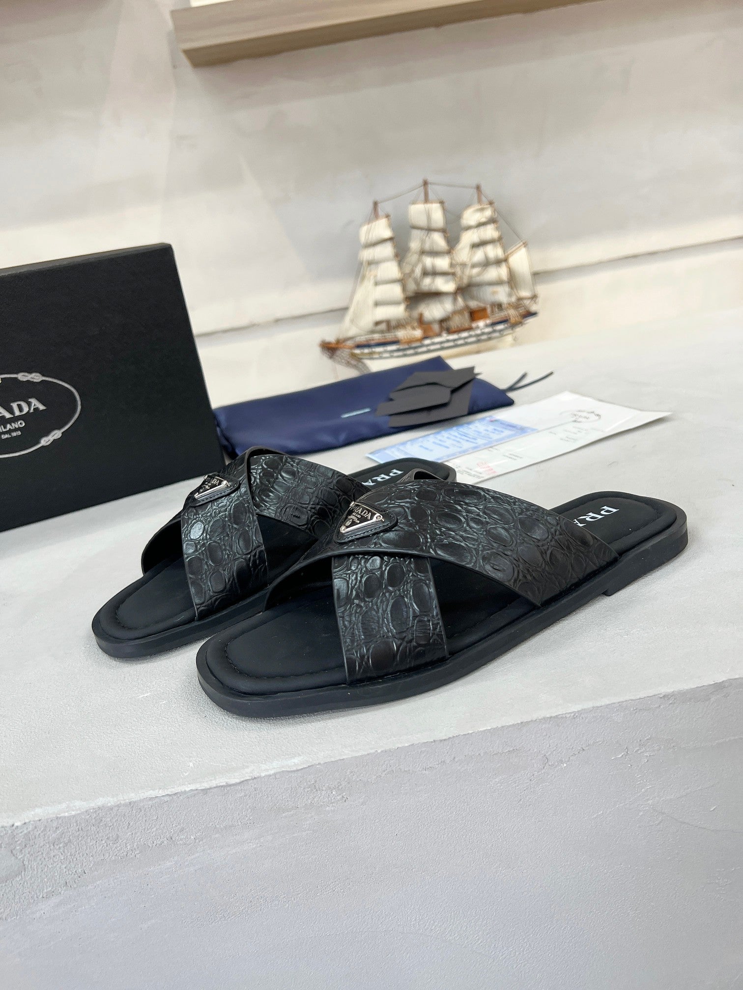 LuxluxHouse Best Quality Sandals Prada