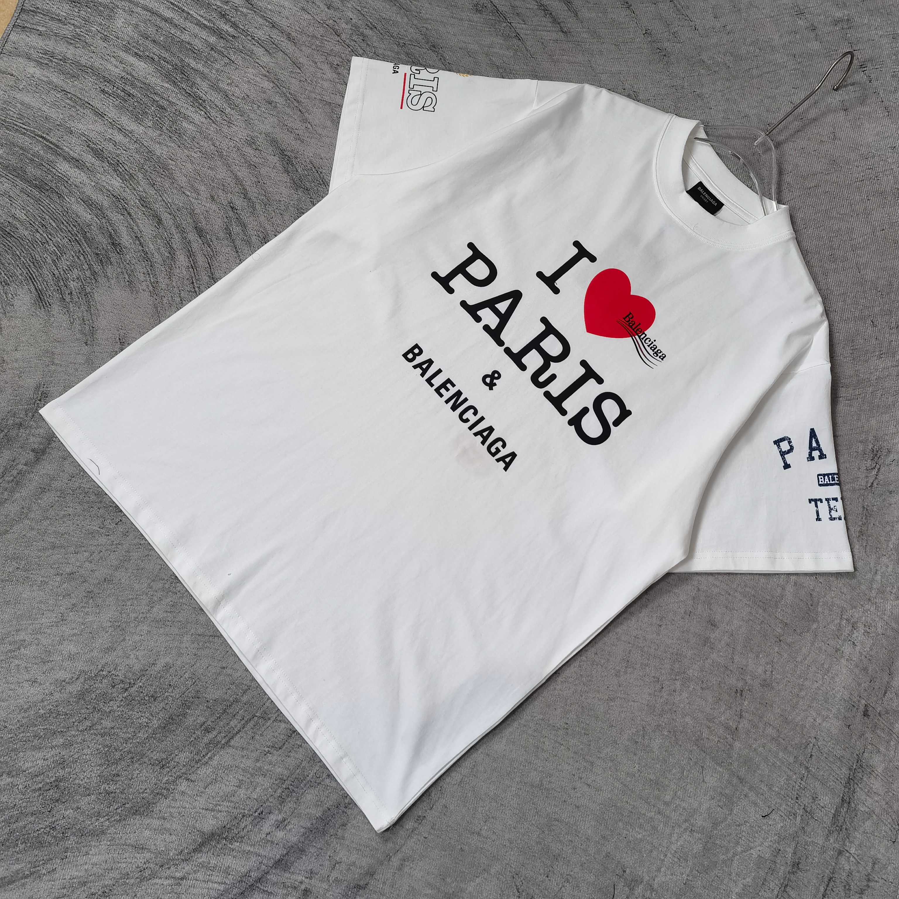 LuxluxHouse Best Quality Clothes Balenciaga T-shirt