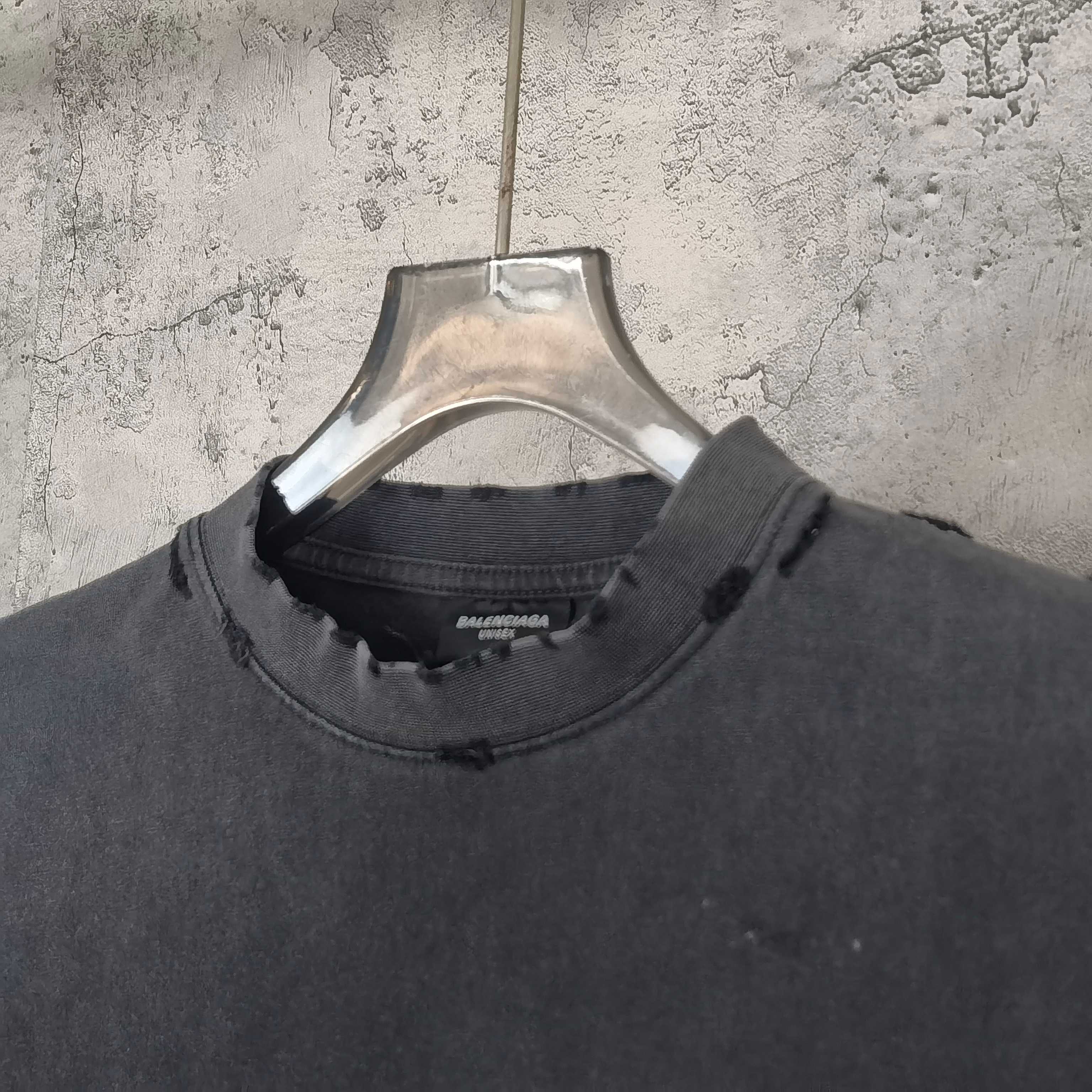 LuxluxHouse Best Quality Clothes Balenciaga T-shirt