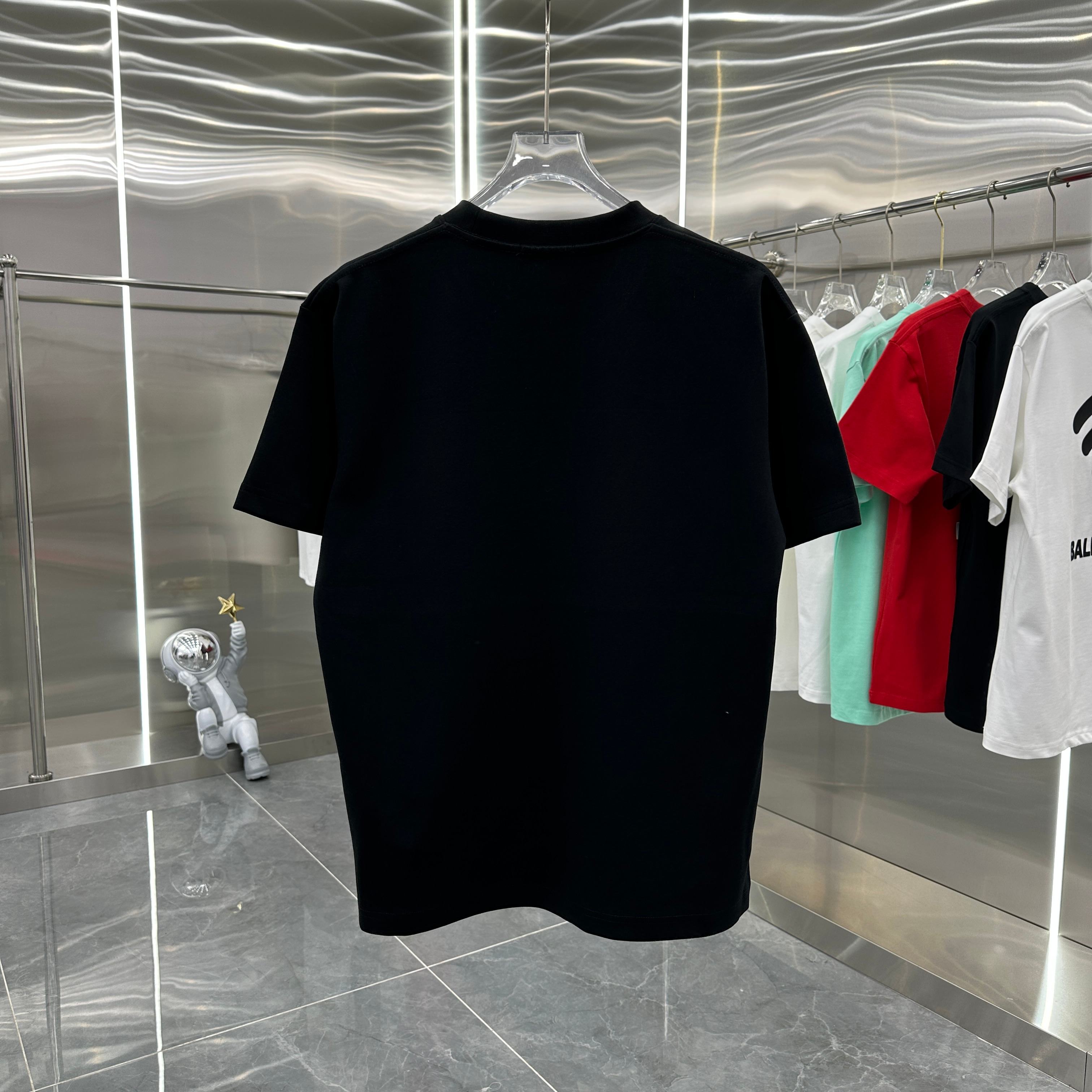 LuxluxHouse Best Quality Clothes T-shirt Prada
