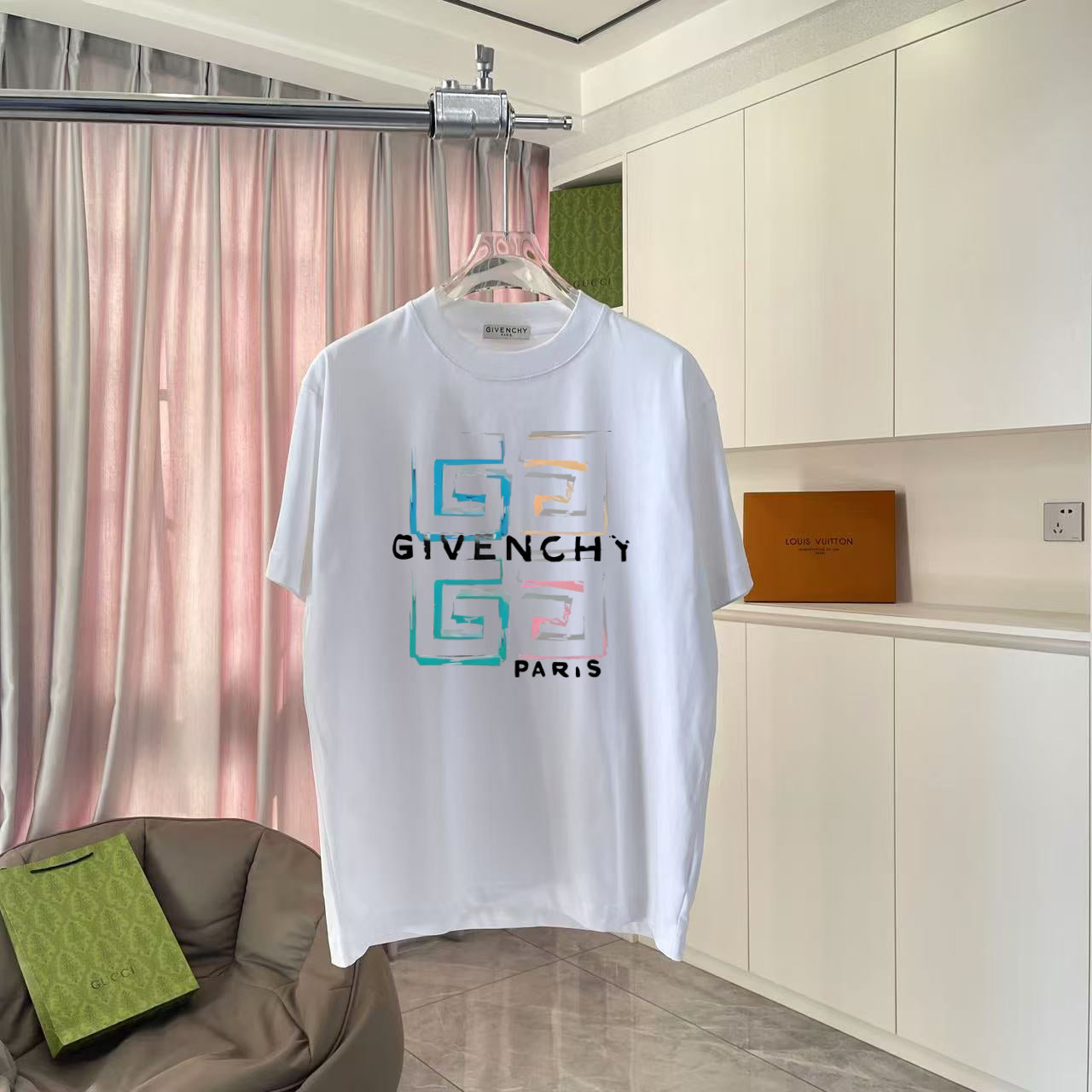 LuxluxHouse Best Quality Clothes Givenchy T-shirt