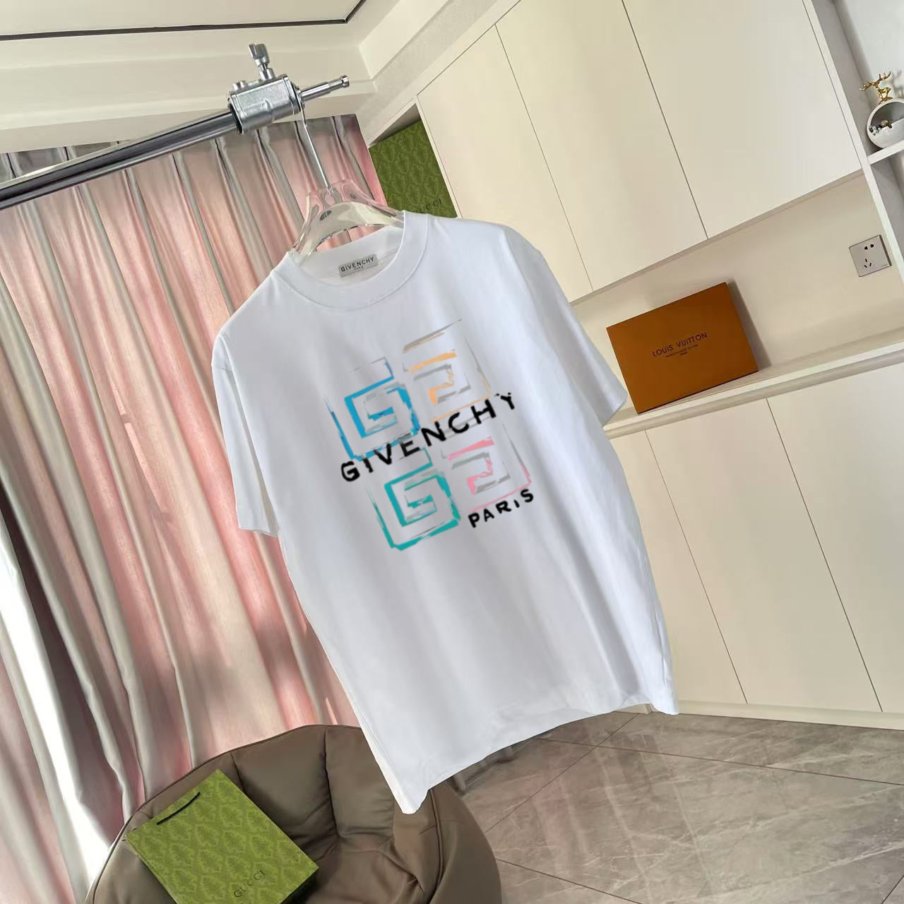 LuxluxHouse Best Quality Clothes Givenchy T-shirt