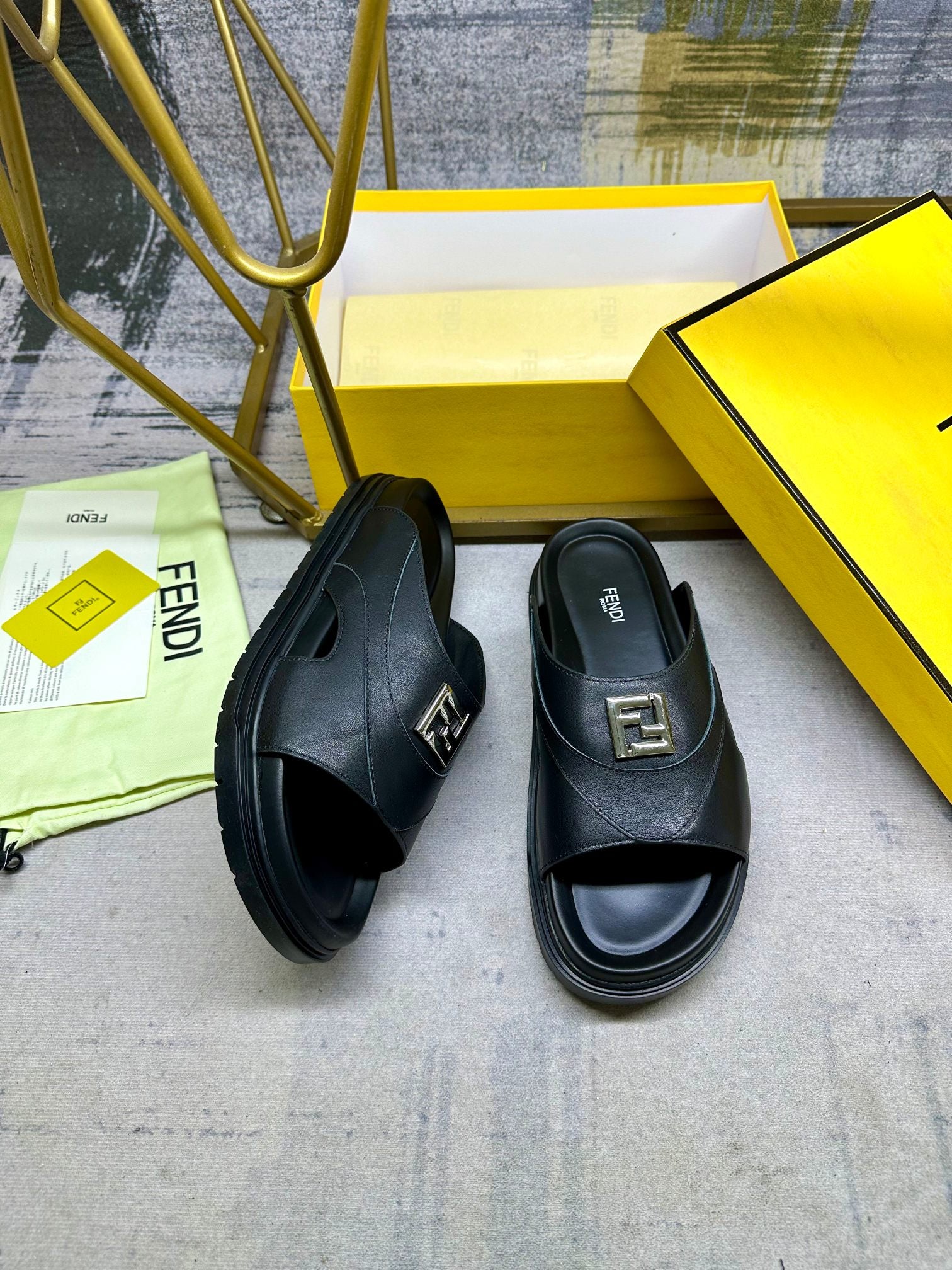 LuxluxHouse Best Quality Sandals Fendi