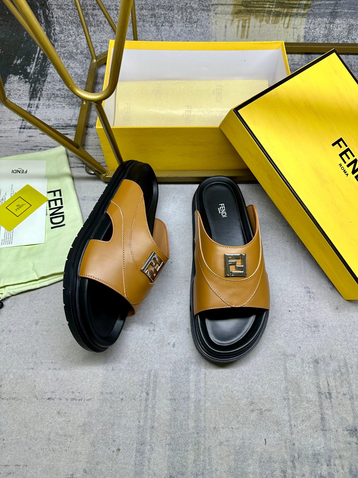 LuxluxHouse Best Quality Sandals Fendi