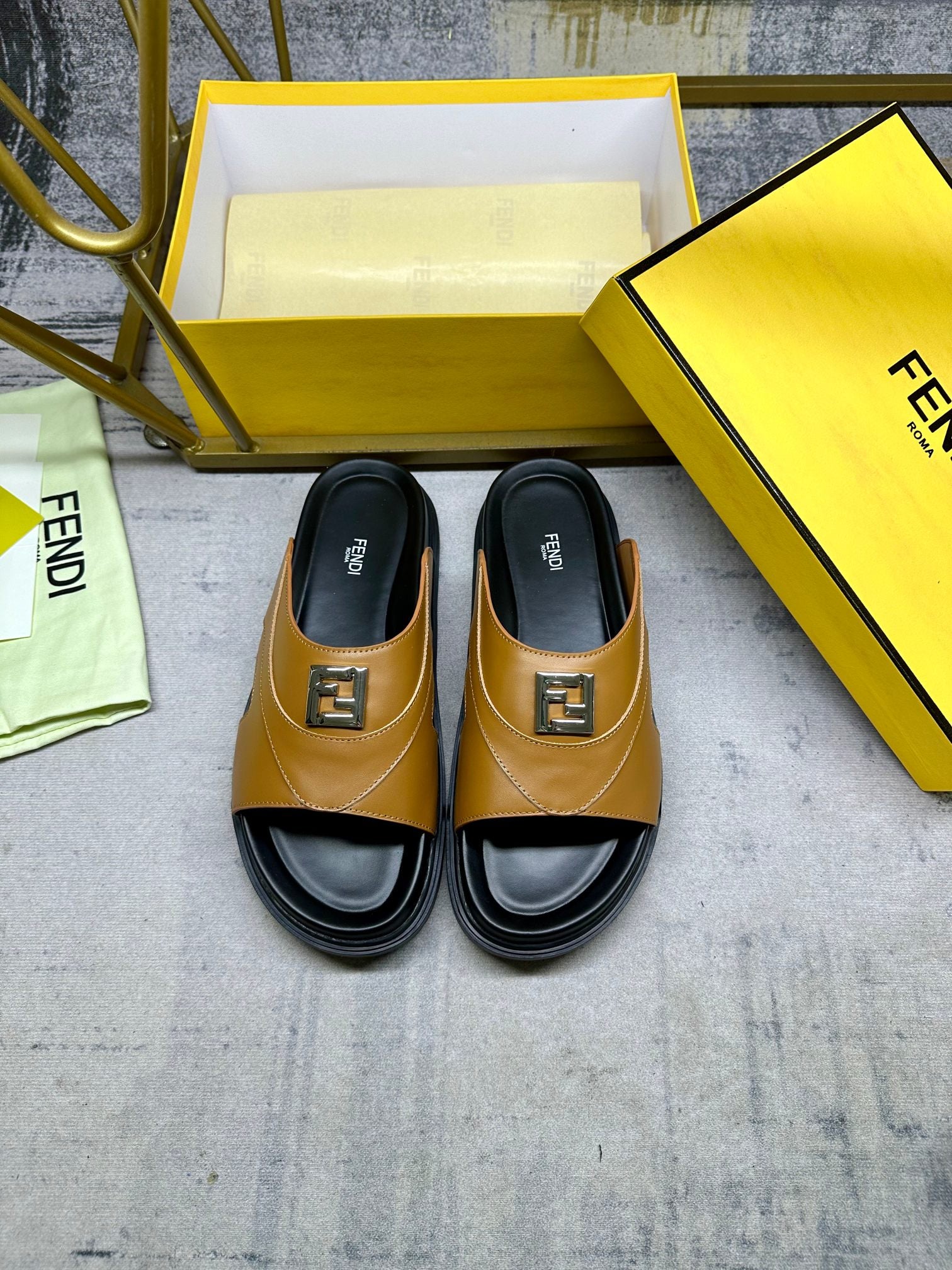 LuxluxHouse Best Quality Sandals Fendi