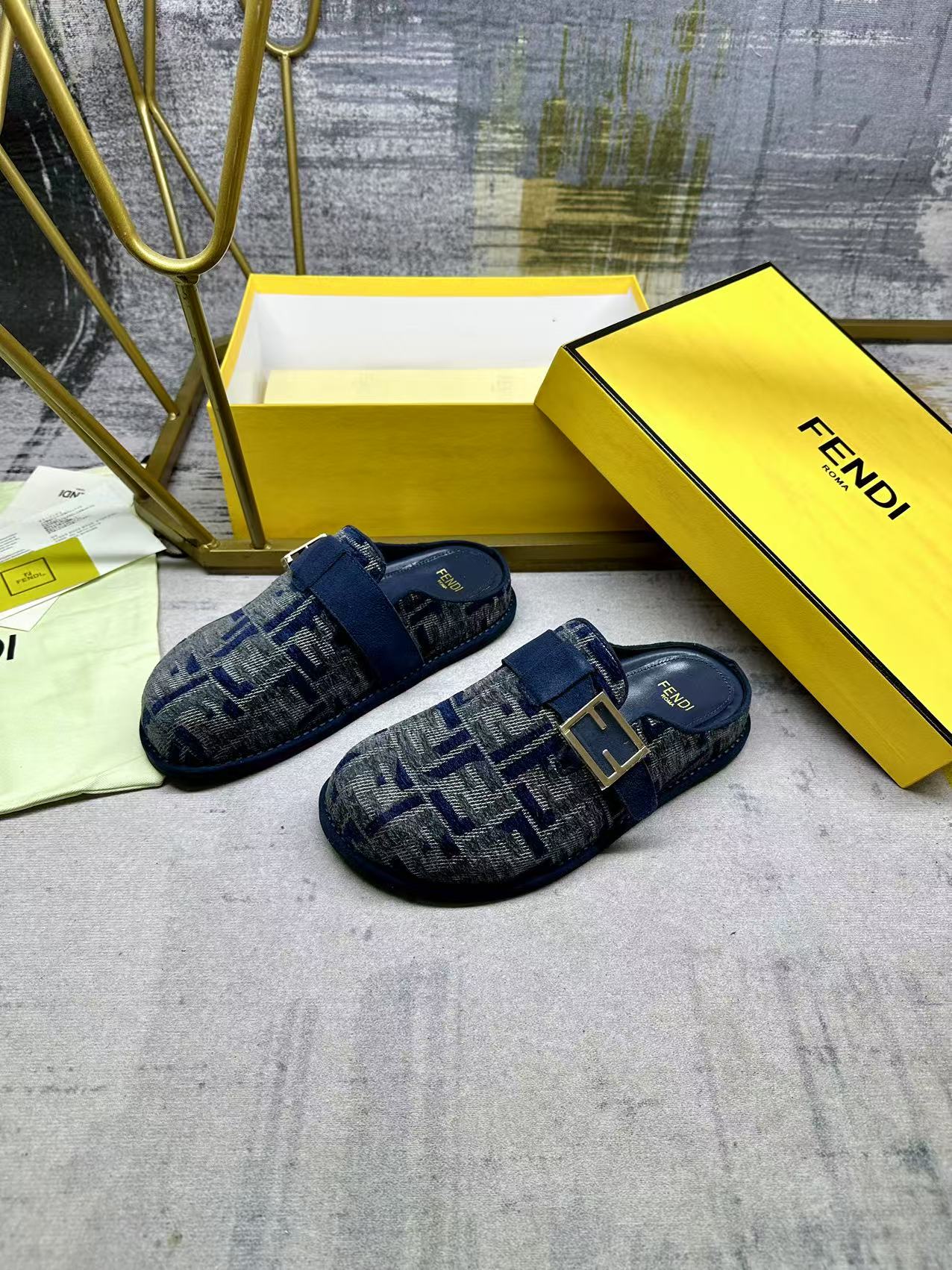 LuxluxHouse Best Quality Sandals Fendi