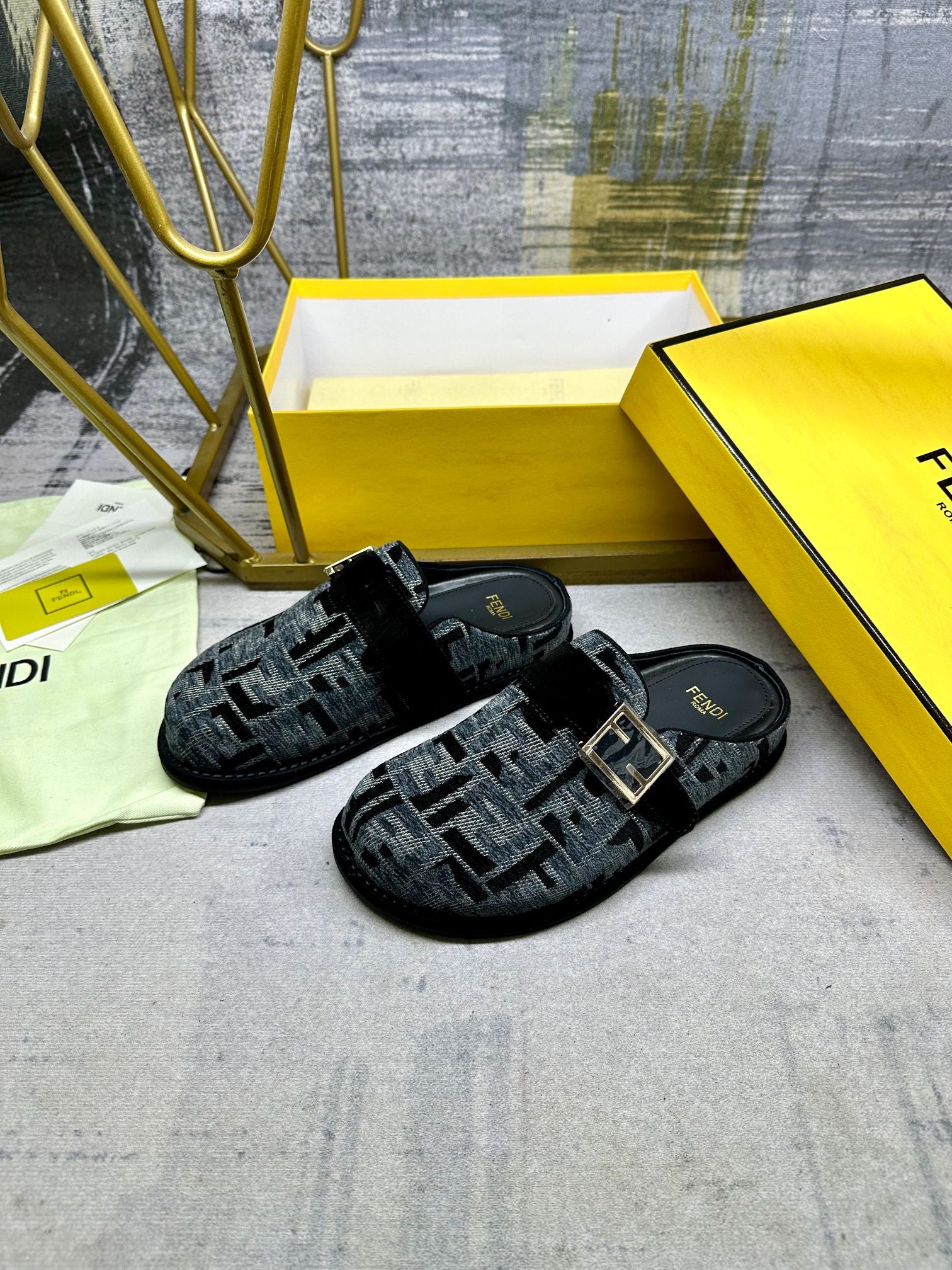LuxluxHouse Best Quality Sandals Fendi