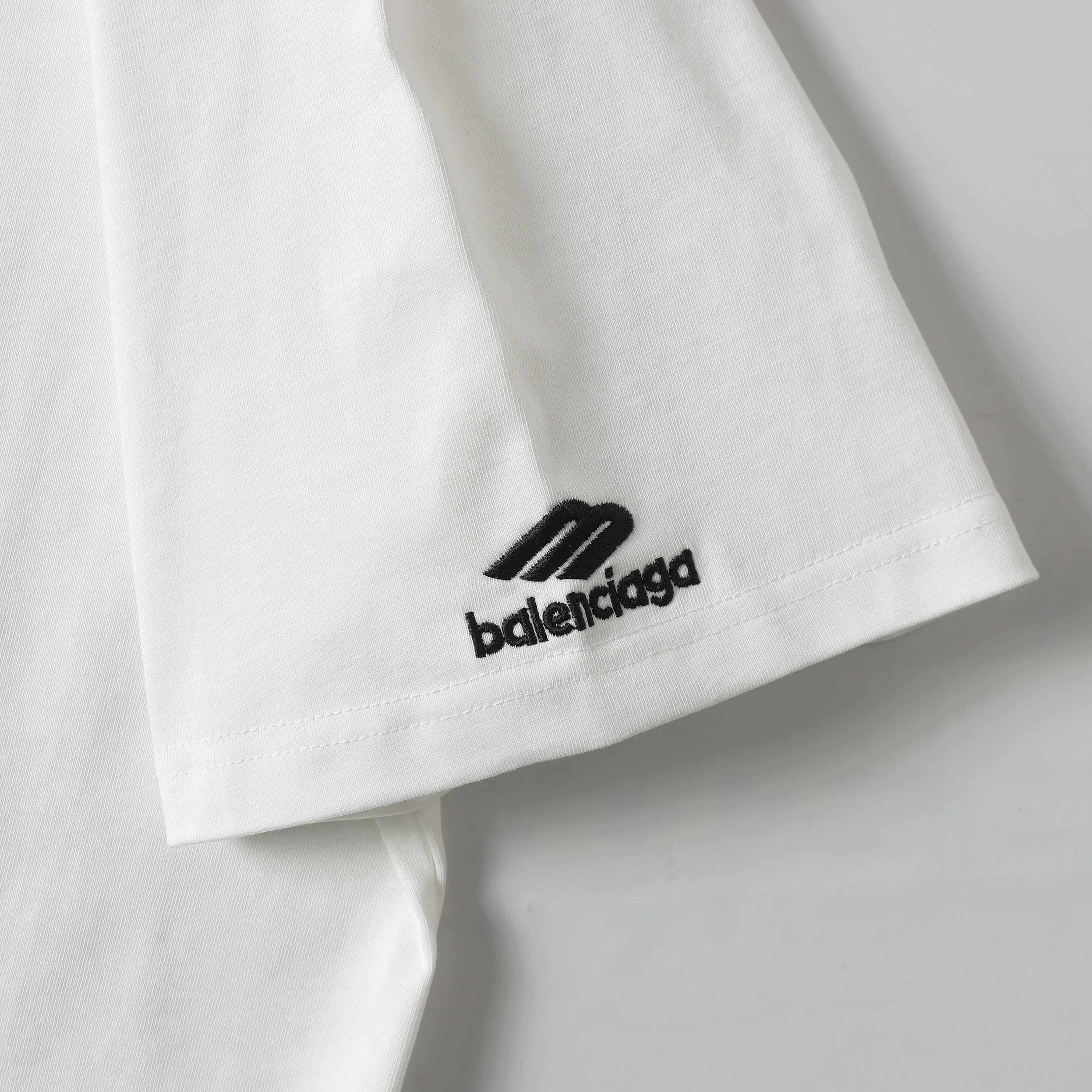 LuxluxHouse Best Quality Clothes Balenciaga T-shirt