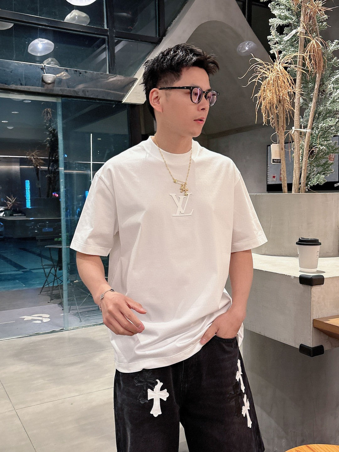 LuxluxHouse Best Quality Clothes T-shirt Louis Vuitton