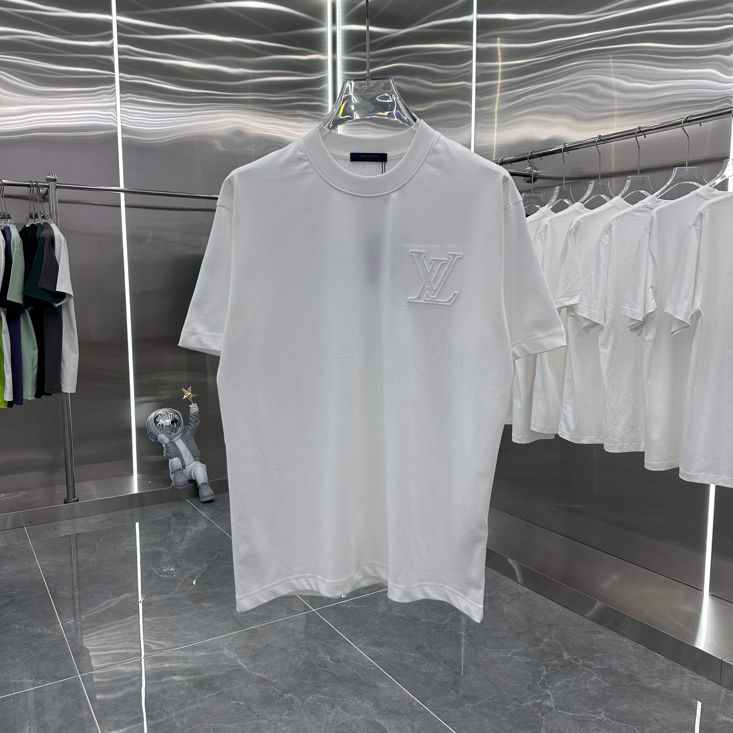LuxluxHouse Best Quality Clothes T-shirt Louis Vuitton