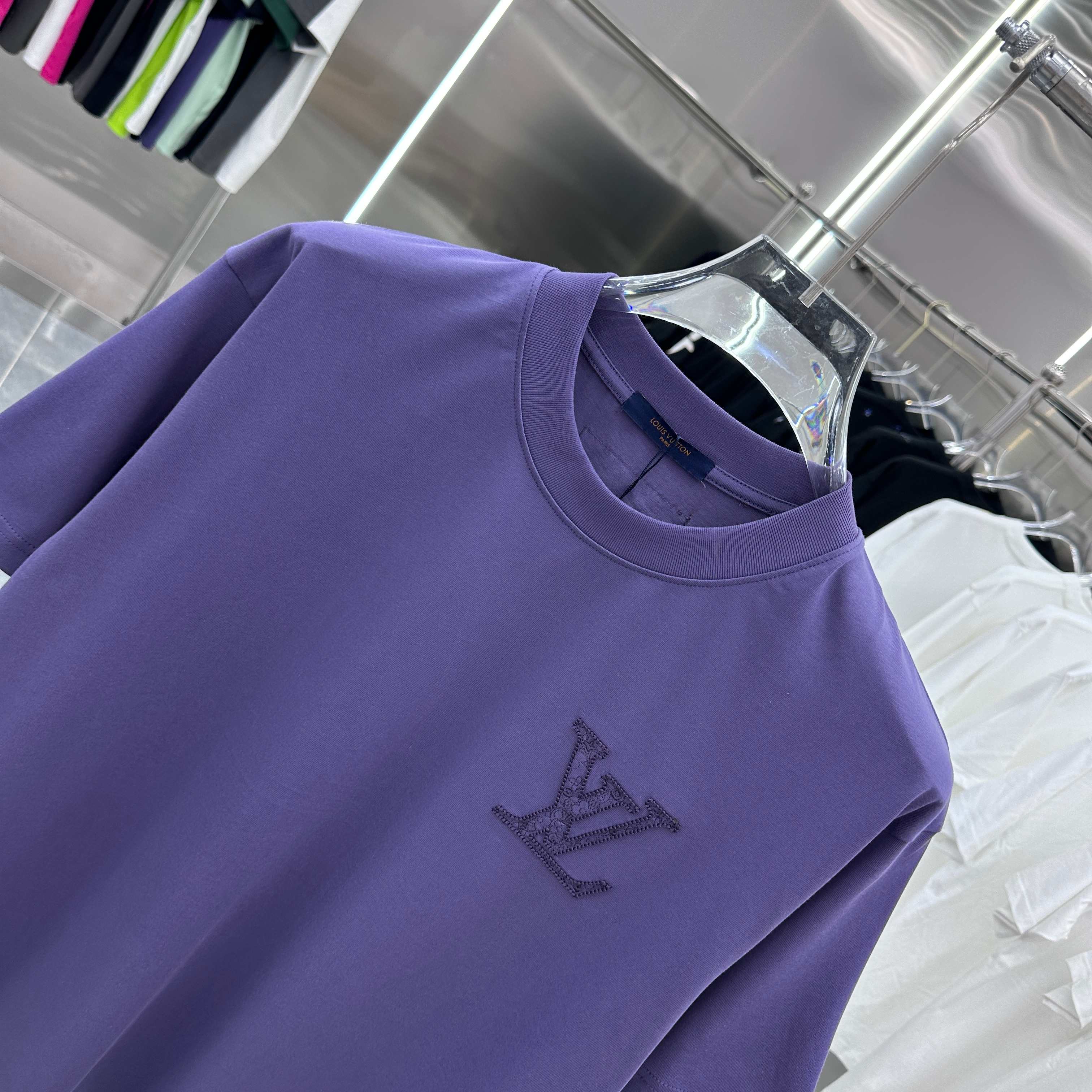 LuxluxHouse Best Quality Clothes T-shirt Louis Vuitton