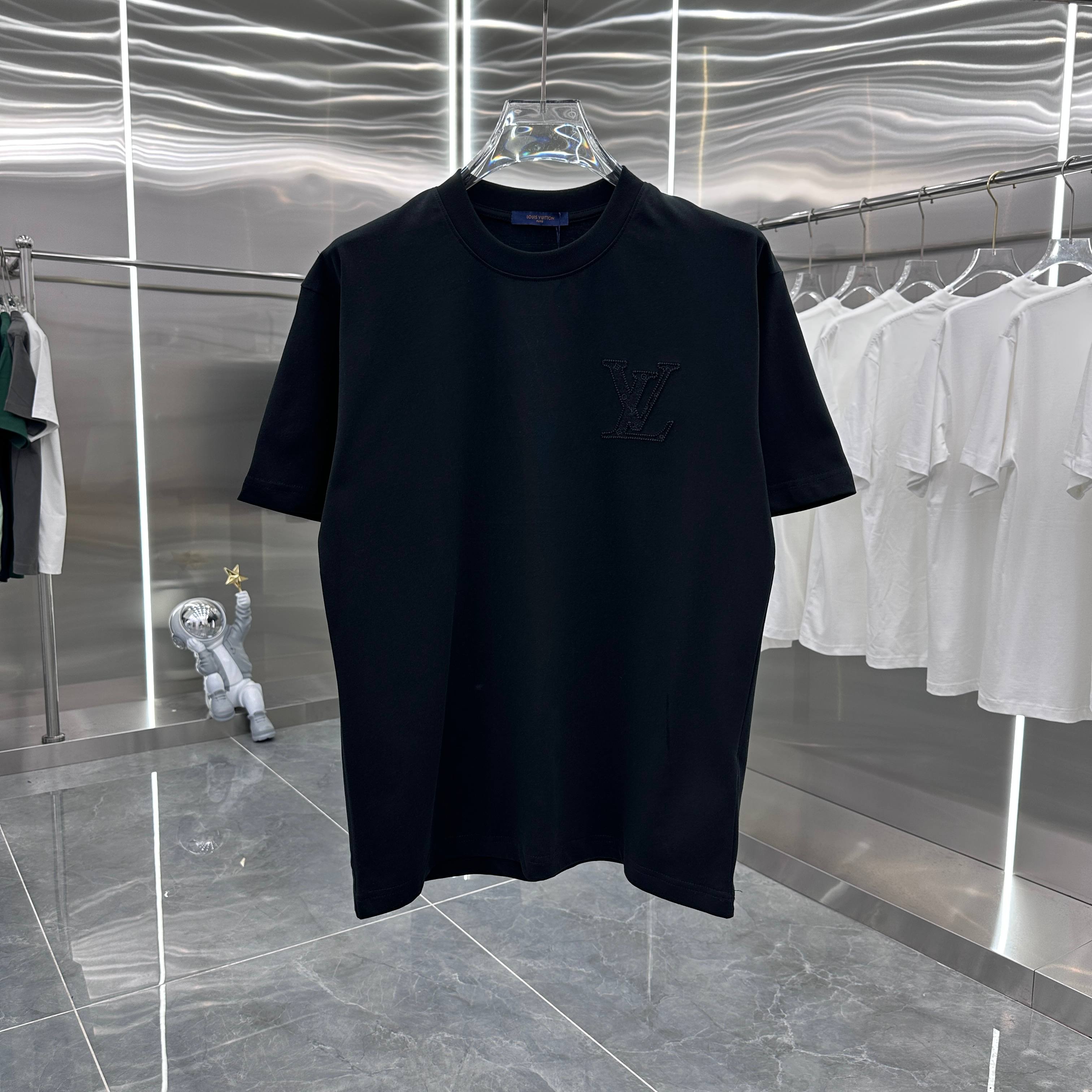 LuxluxHouse Best Quality Clothes T-shirt Louis Vuitton