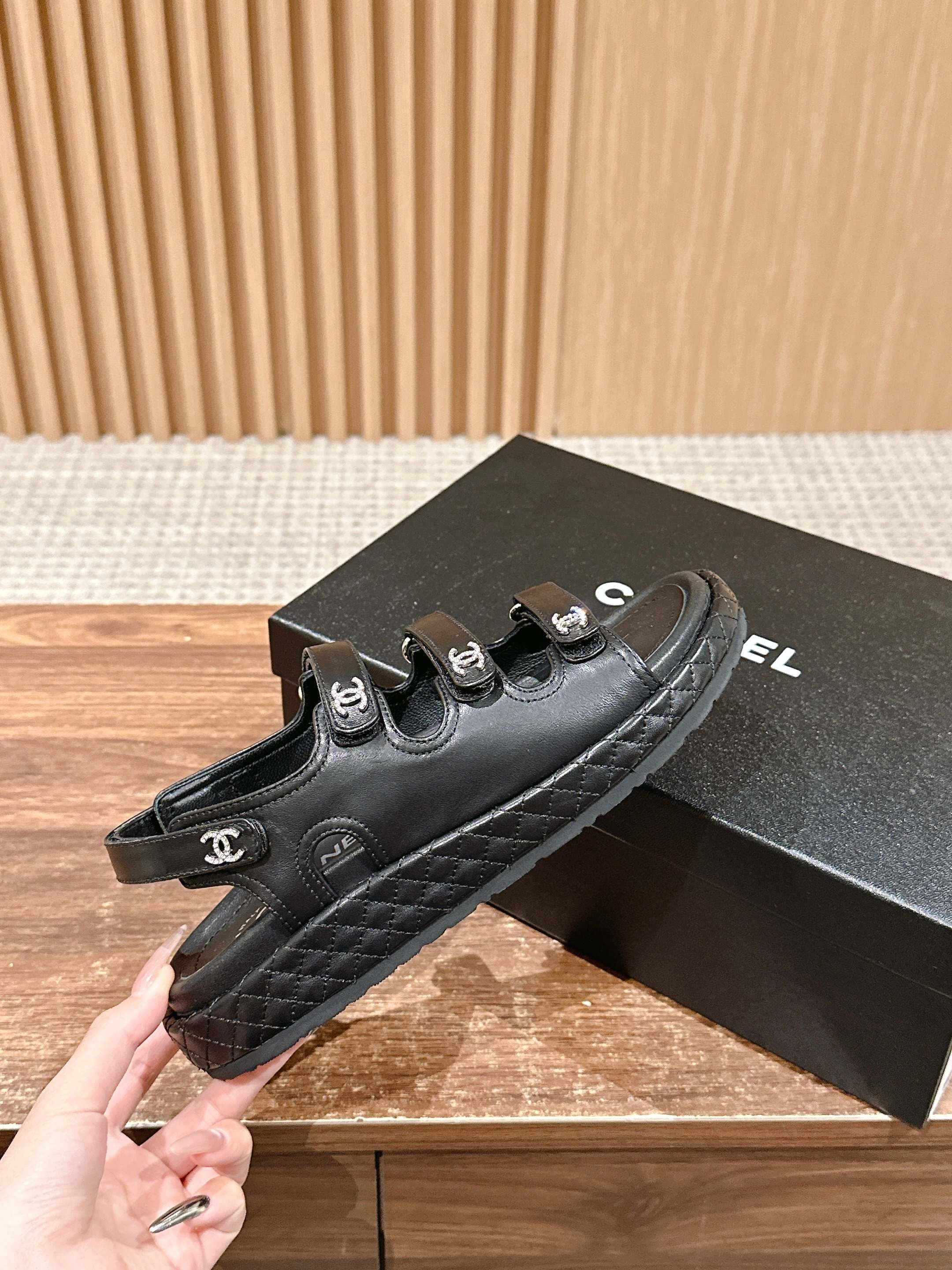 LuxluxHouse Best Quality Chanel Sandals