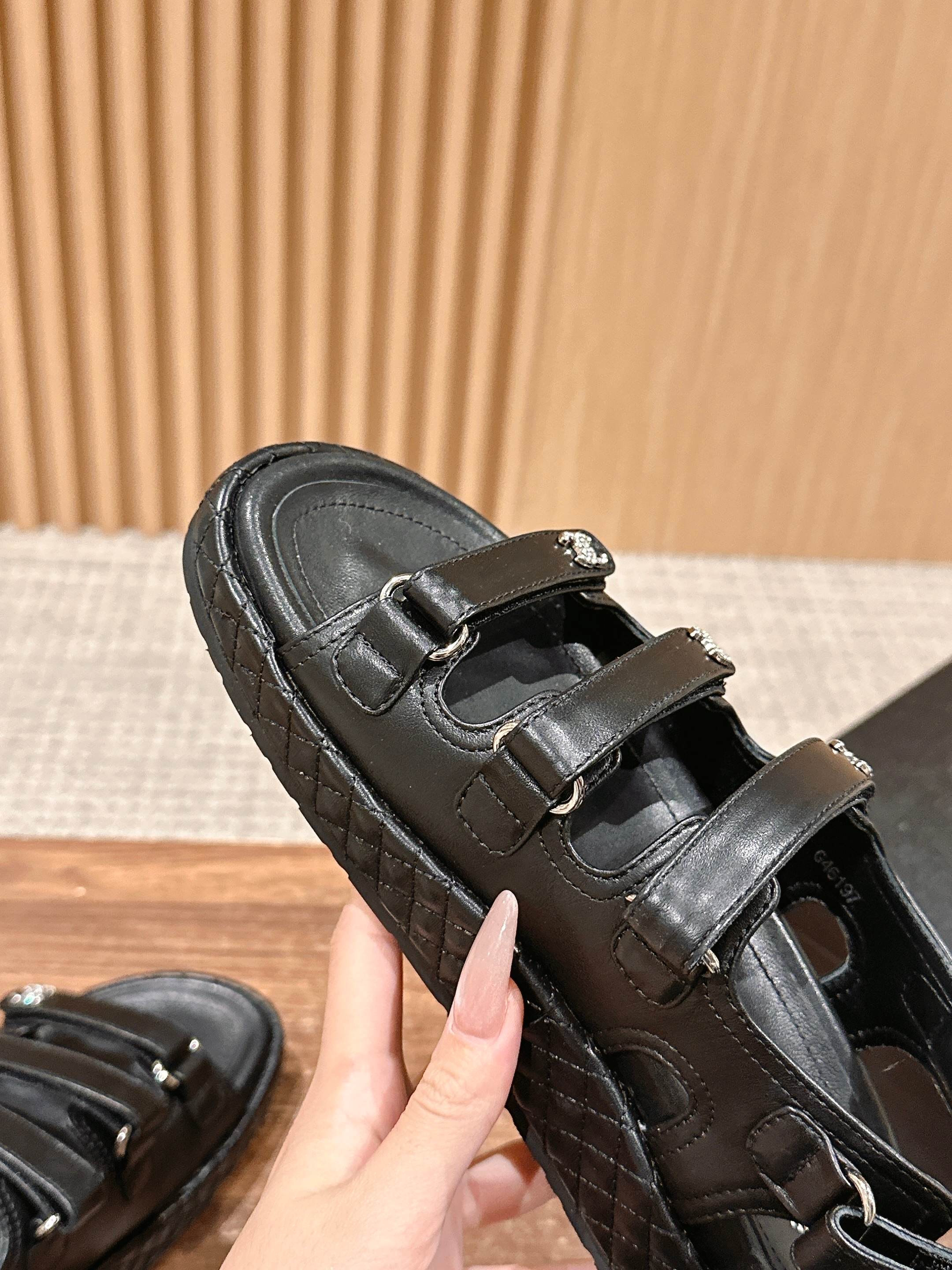 LuxluxHouse Best Quality Chanel Sandals