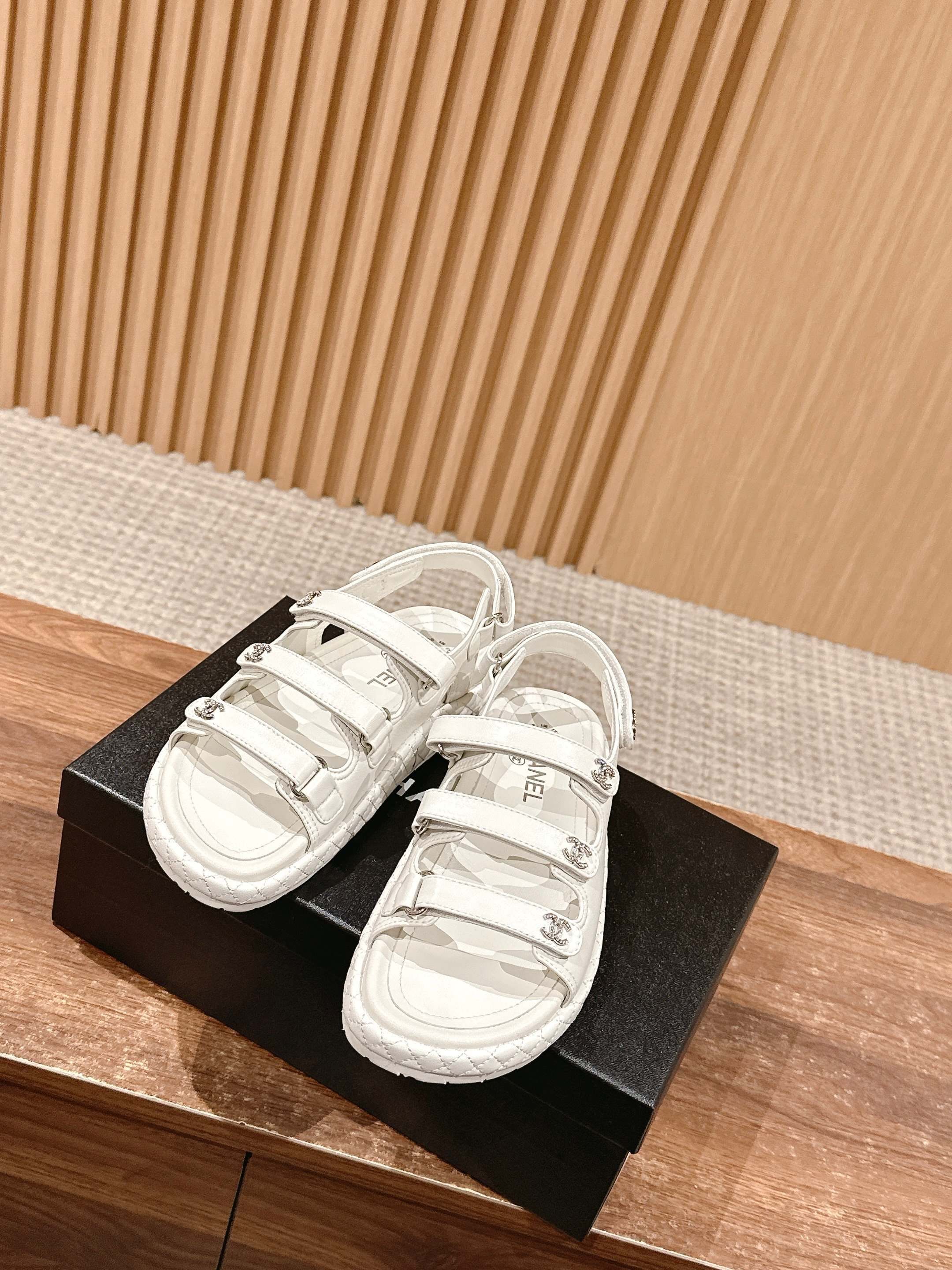 LuxluxHouse Best Quality Chanel Sandals