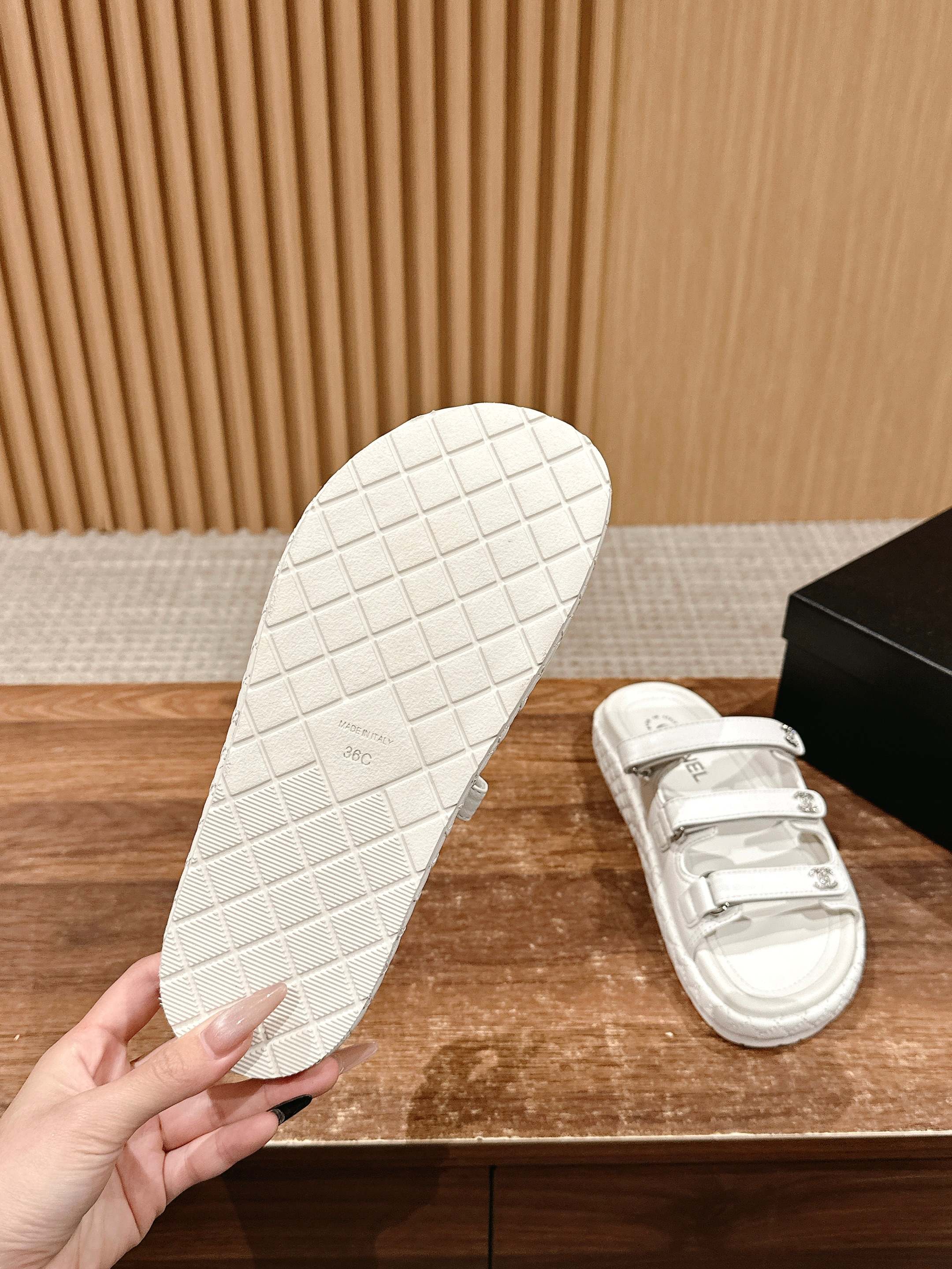 LuxluxHouse Best Quality Chanel Sandals