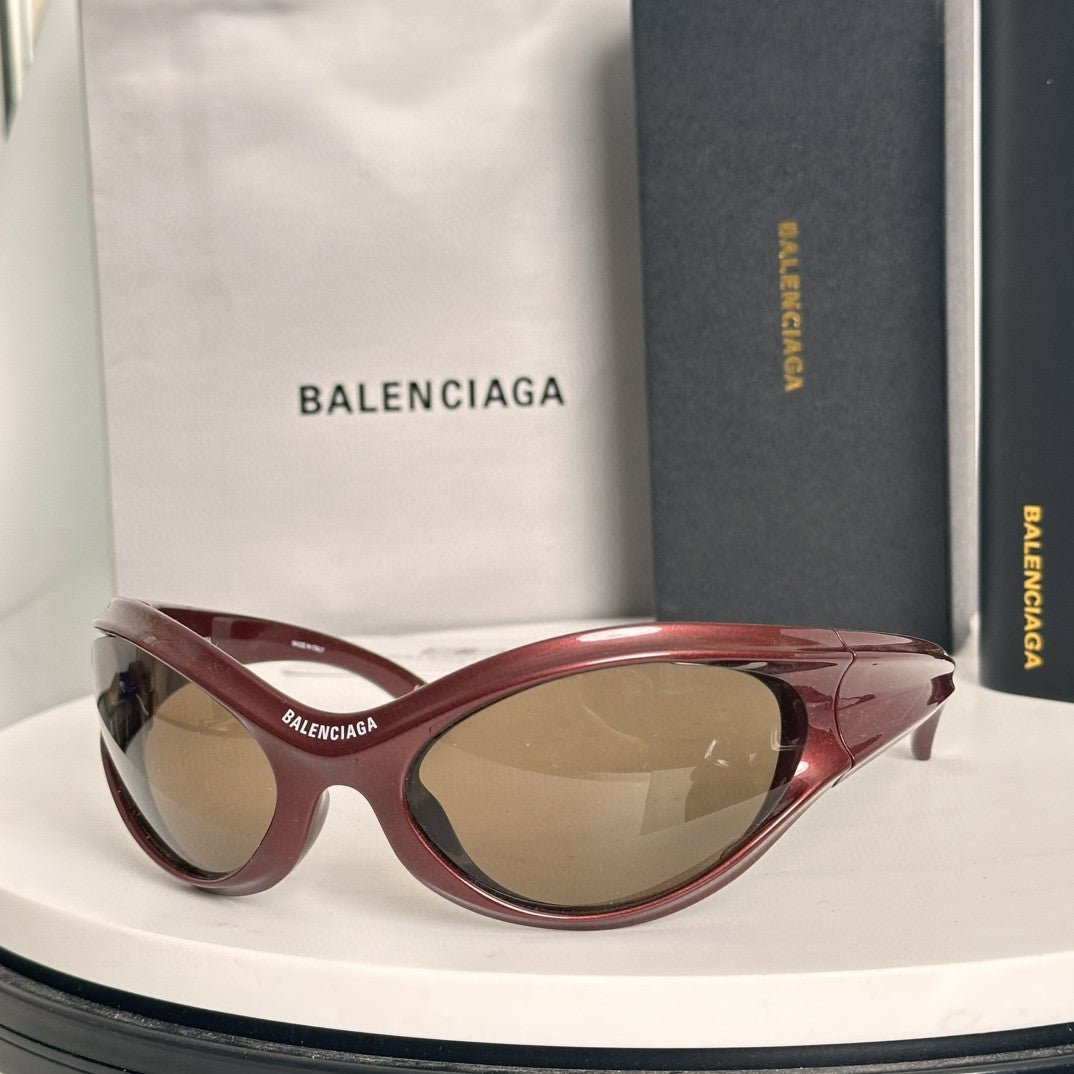 LuxluxHouse Best Quality Balenciaga Glasses