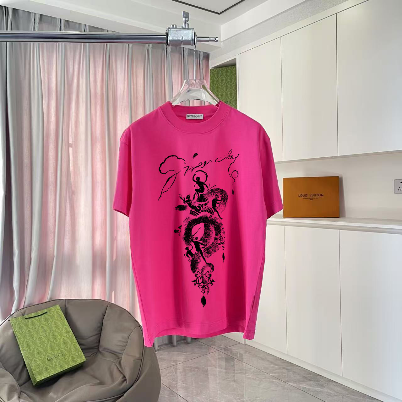 LuxluxHouse Best Quality Clothes Givenchy T-shirt