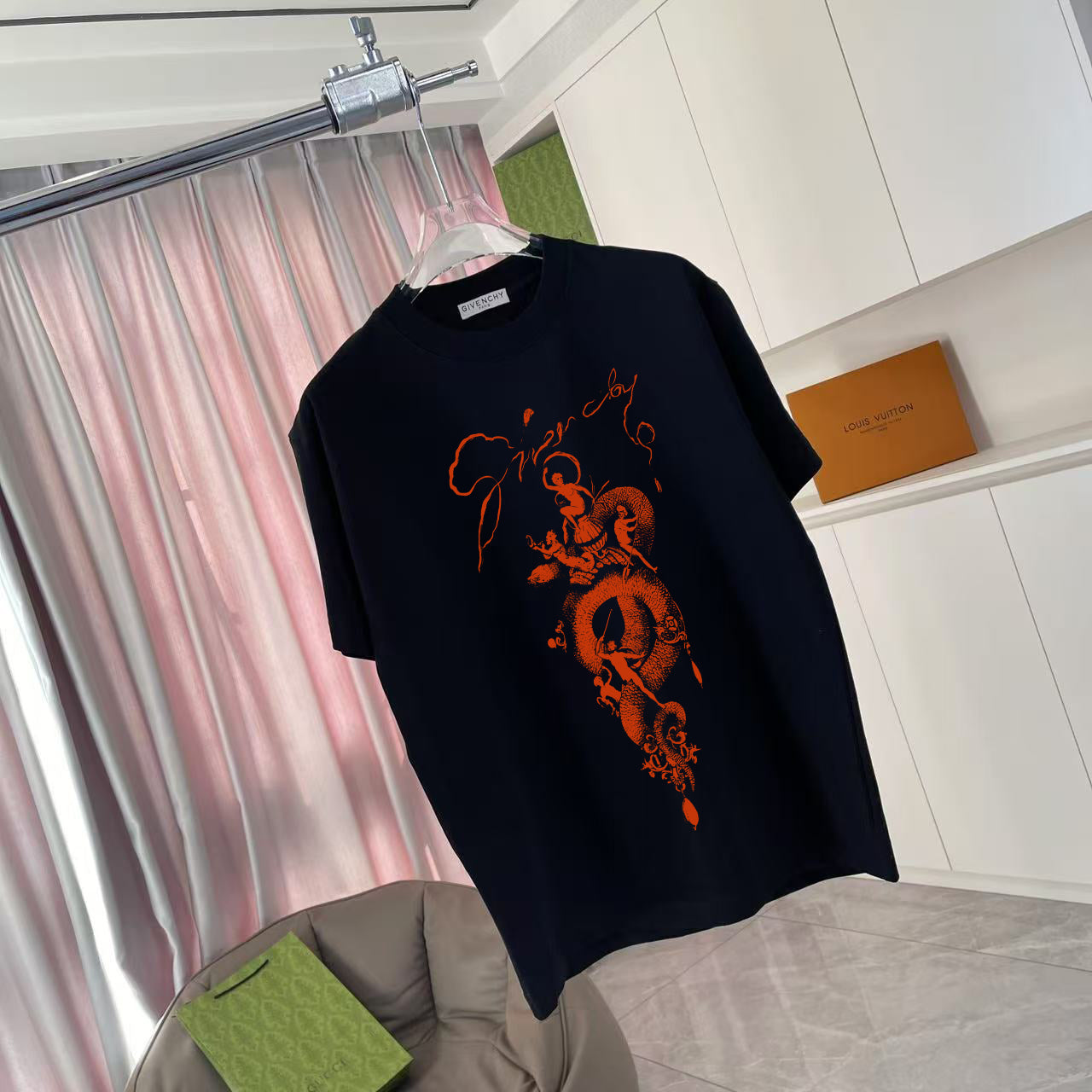 LuxluxHouse Best Quality Clothes Givenchy T-shirt