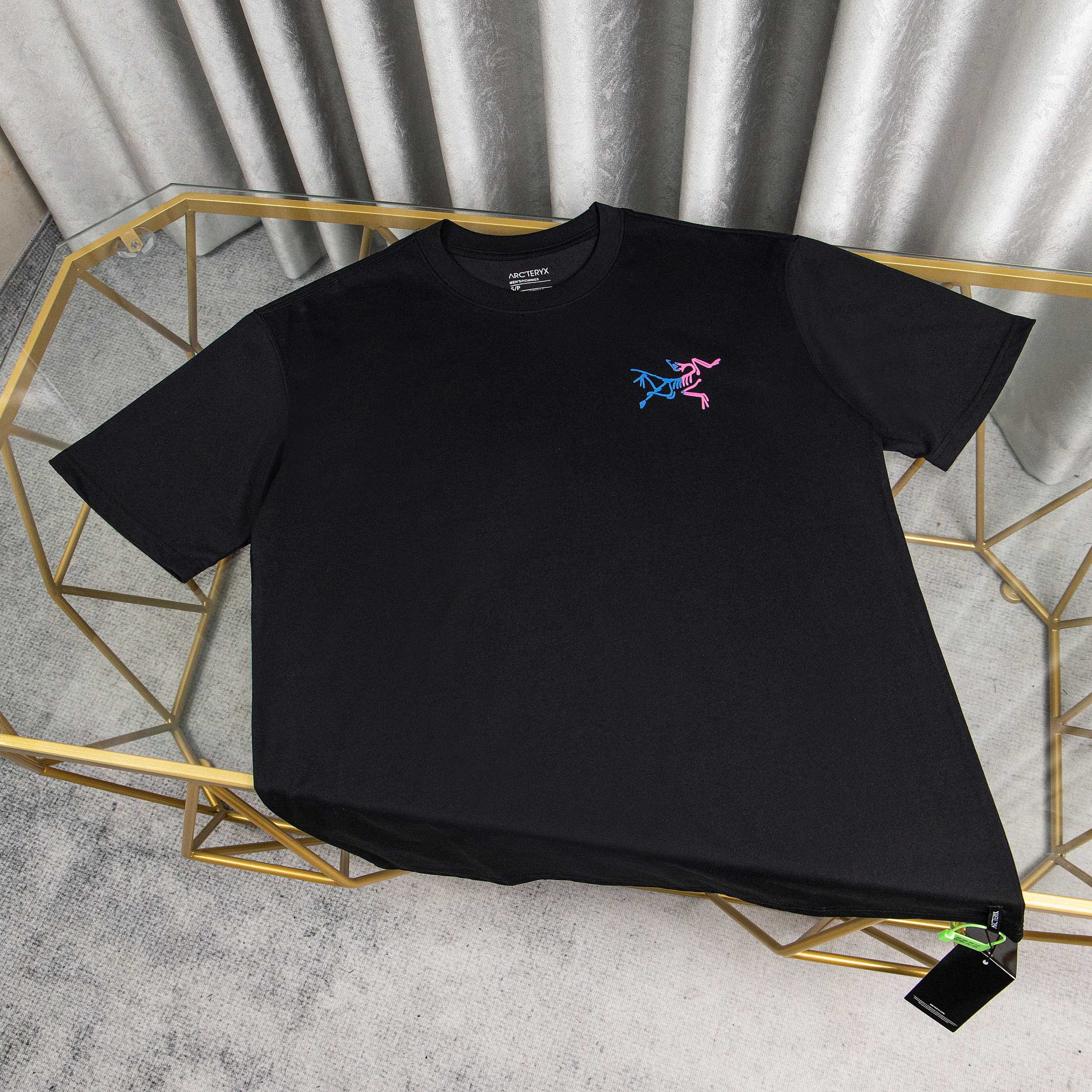 LuxluxHouse Best Quality Clothes T-shirt Arcteryx