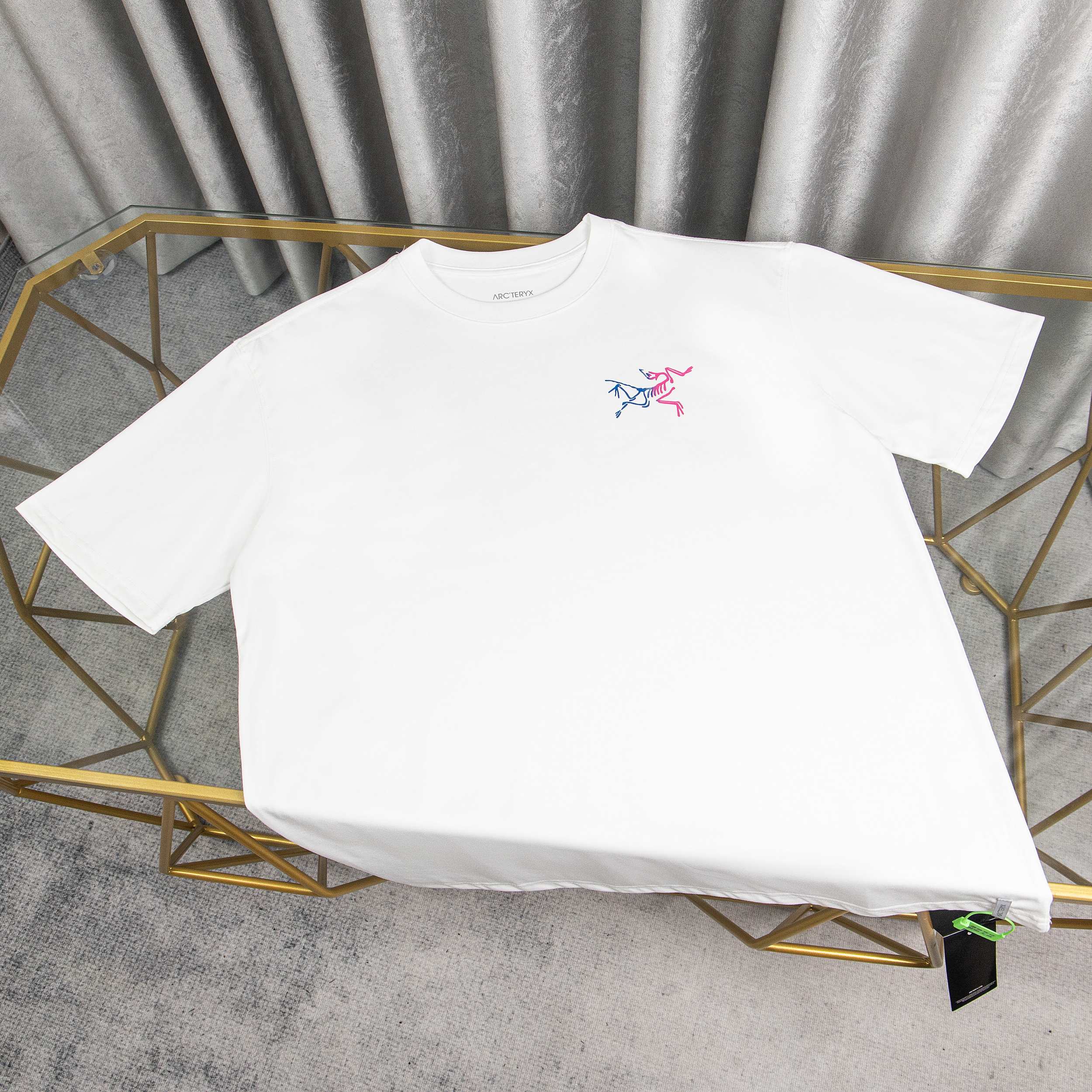 LuxluxHouse Best Quality Clothes T-shirt Arcteryx