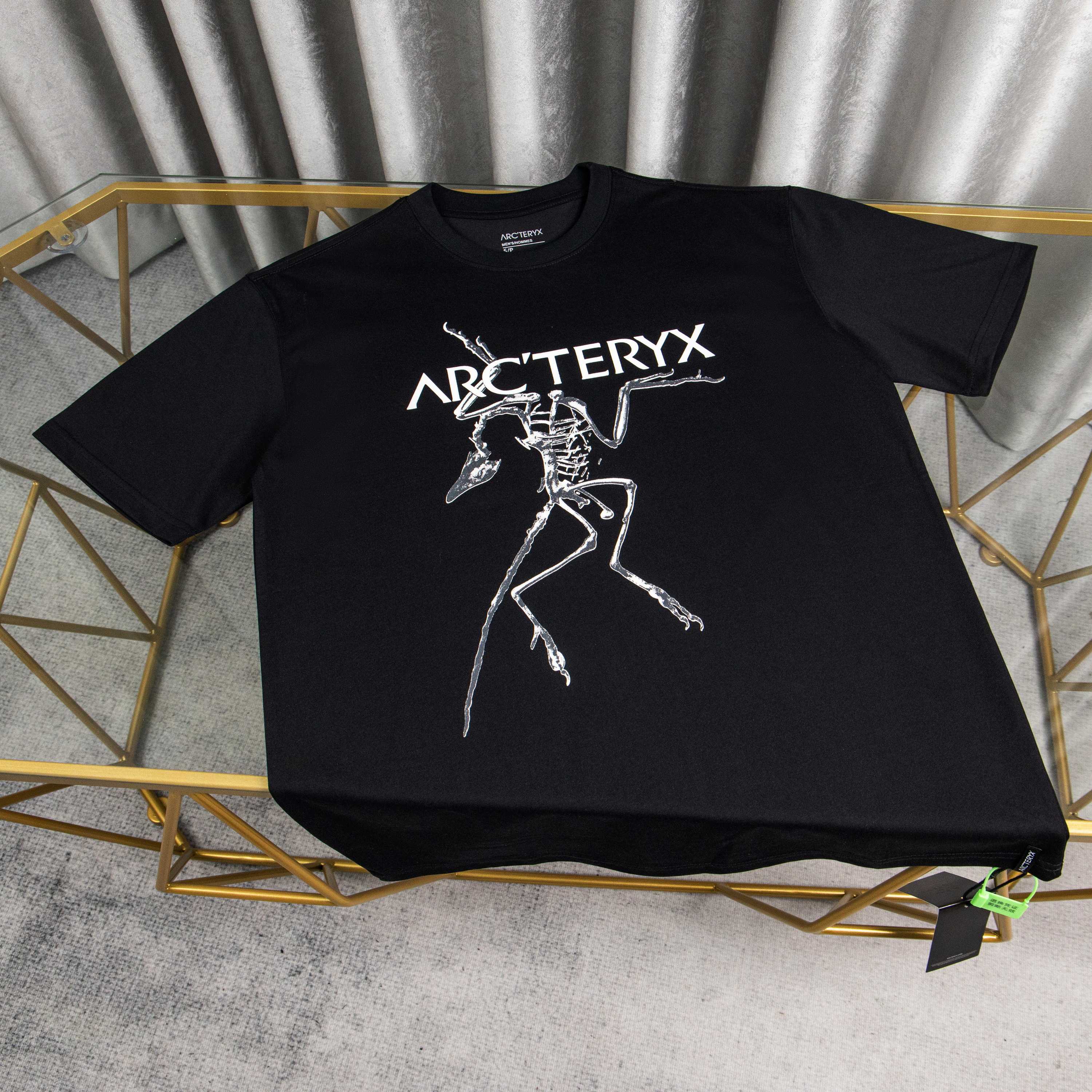 LuxluxHouse Best Quality Clothes T-shirt Arcteryx