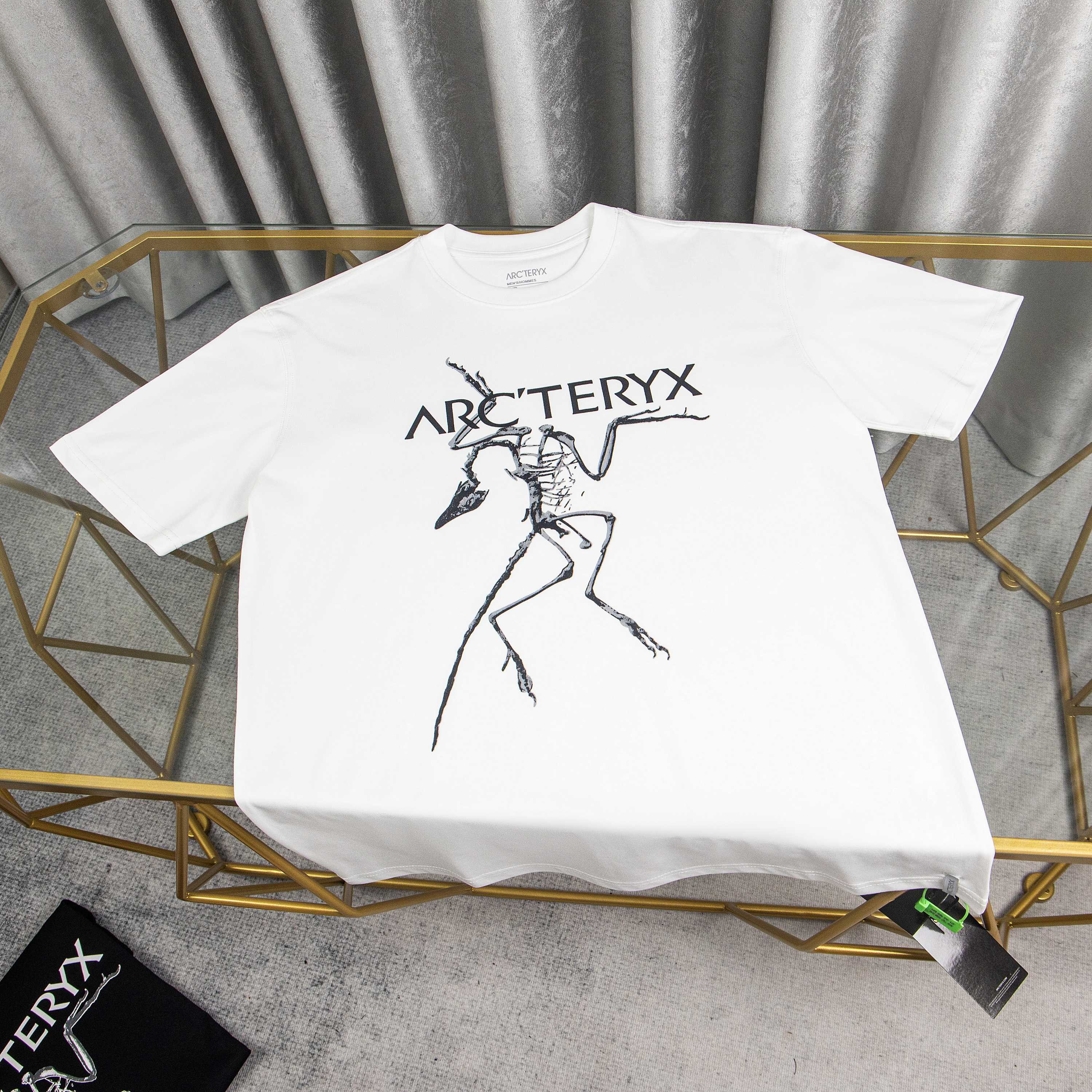 LuxluxHouse Best Quality Clothes T-shirt Arcteryx