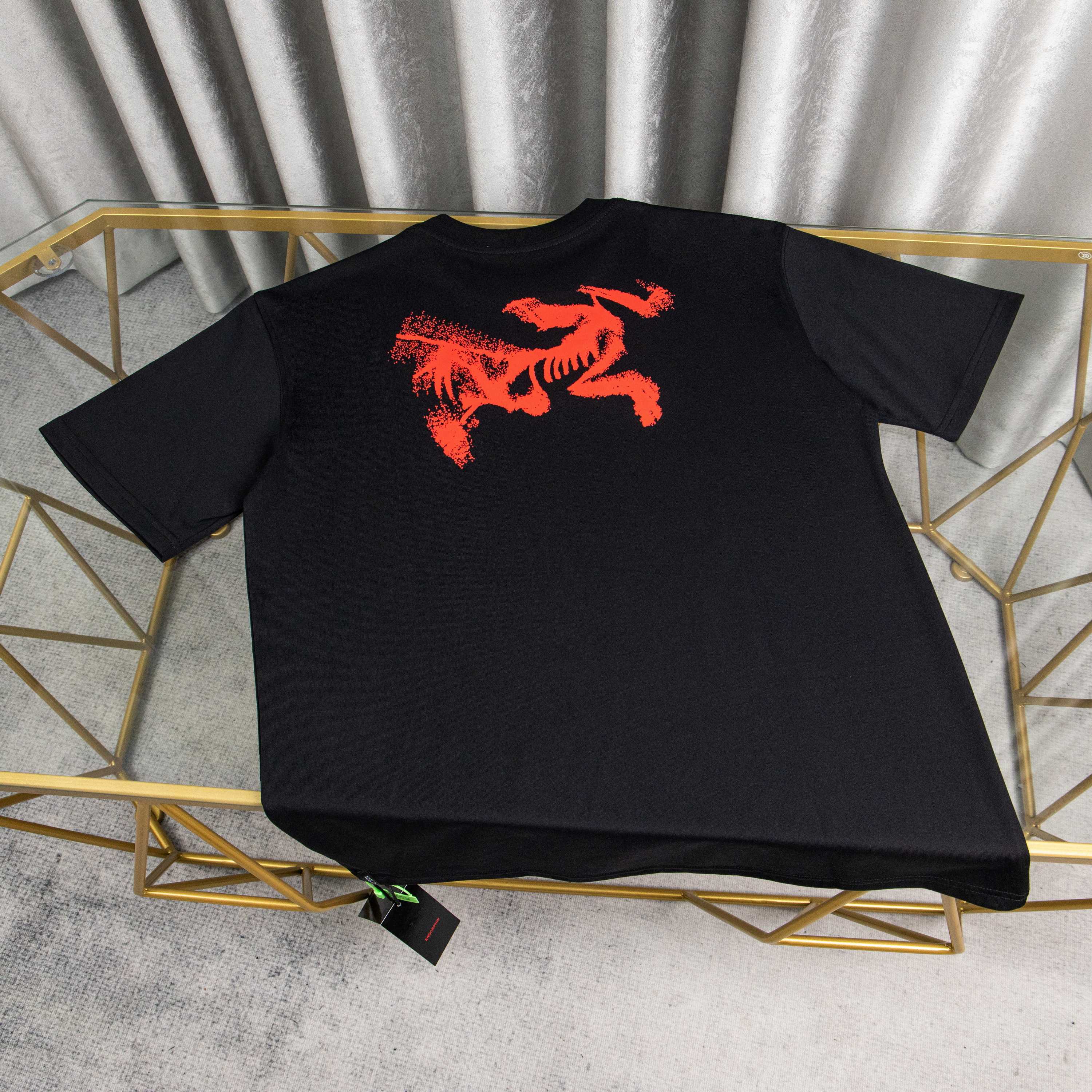 LuxluxHouse Best Quality Clothes T-shirt Arcteryx