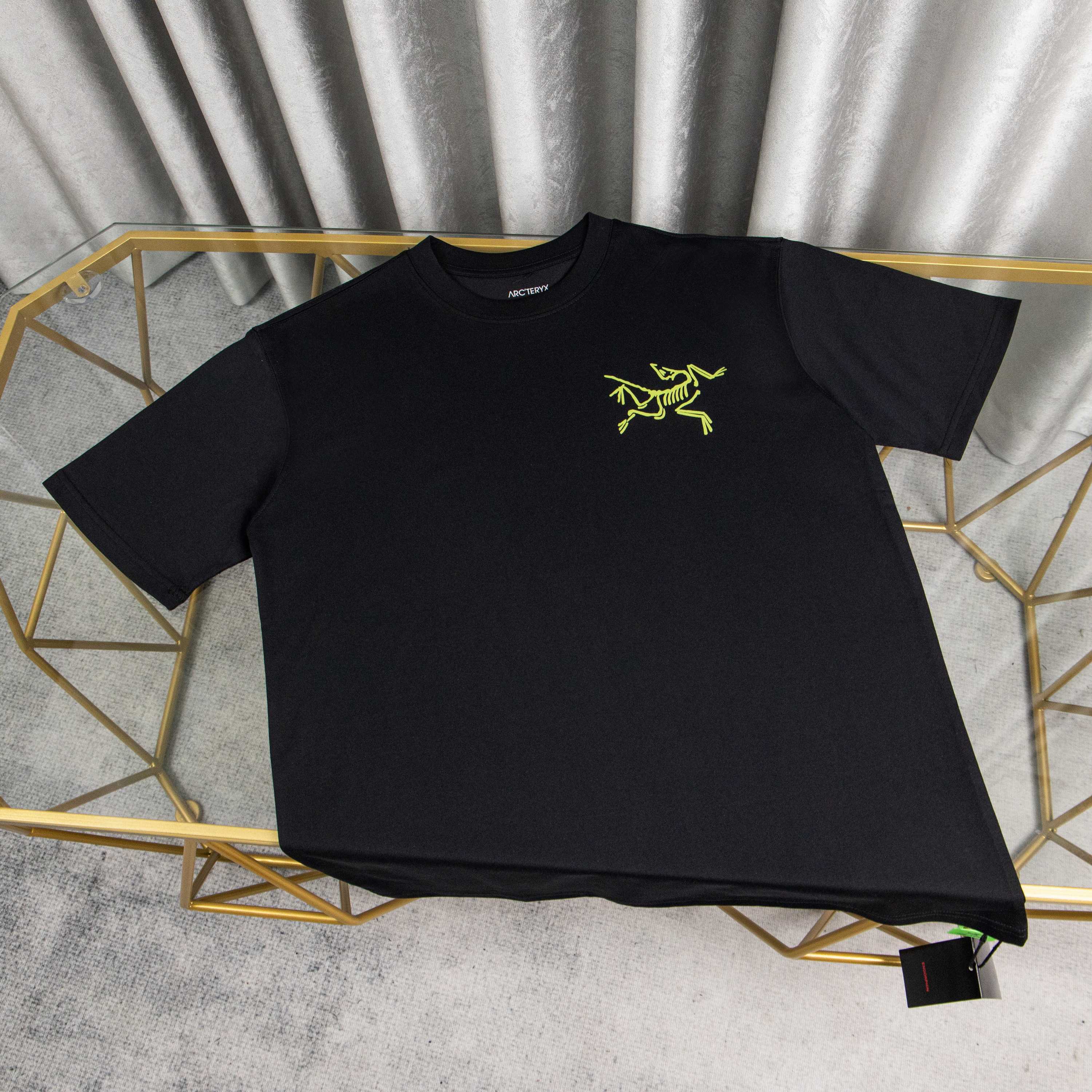LuxluxHouse Best Quality Clothes T-shirt Arcteryx