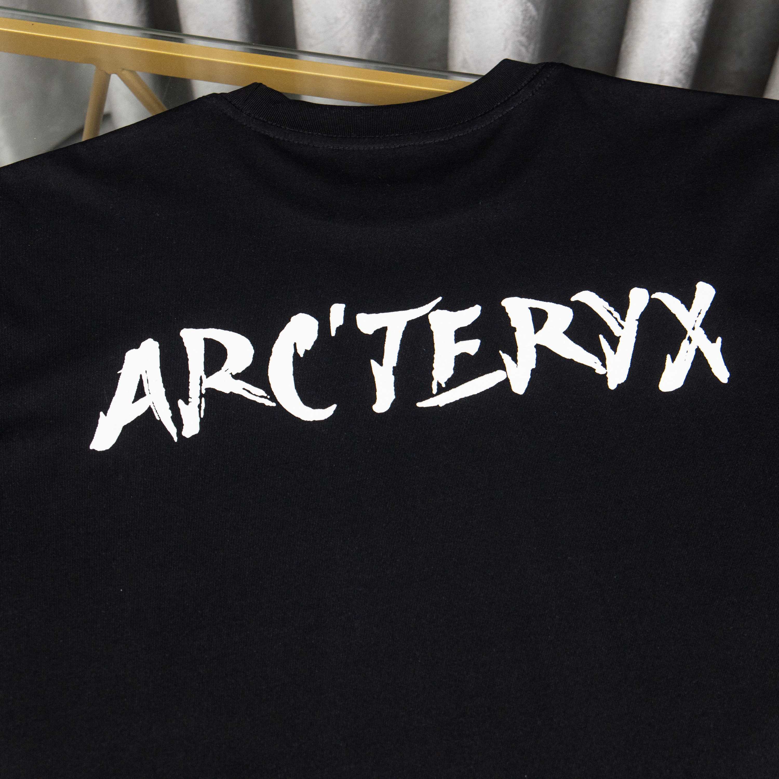 LuxluxHouse Best Quality Clothes T-shirt Arcteryx