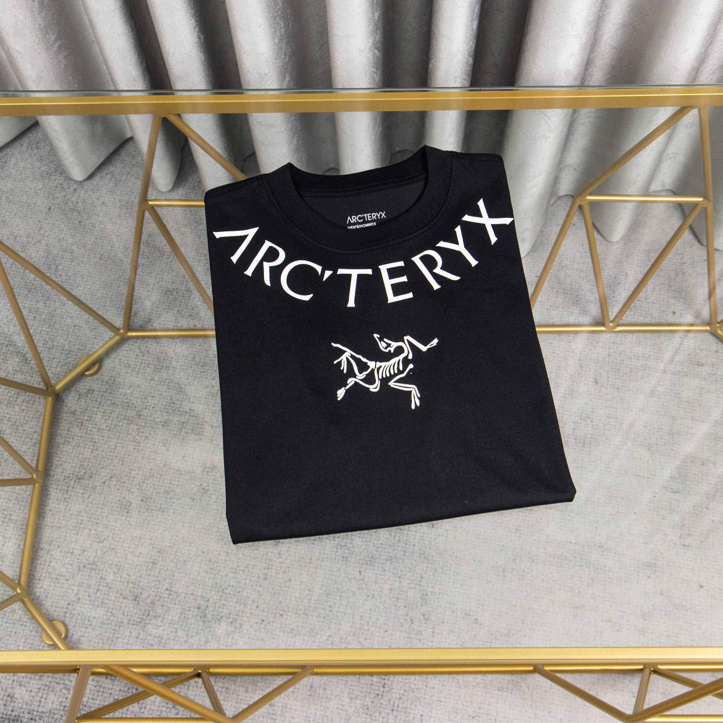 LuxluxHouse Best Quality Clothes T-shirt Arcteryx