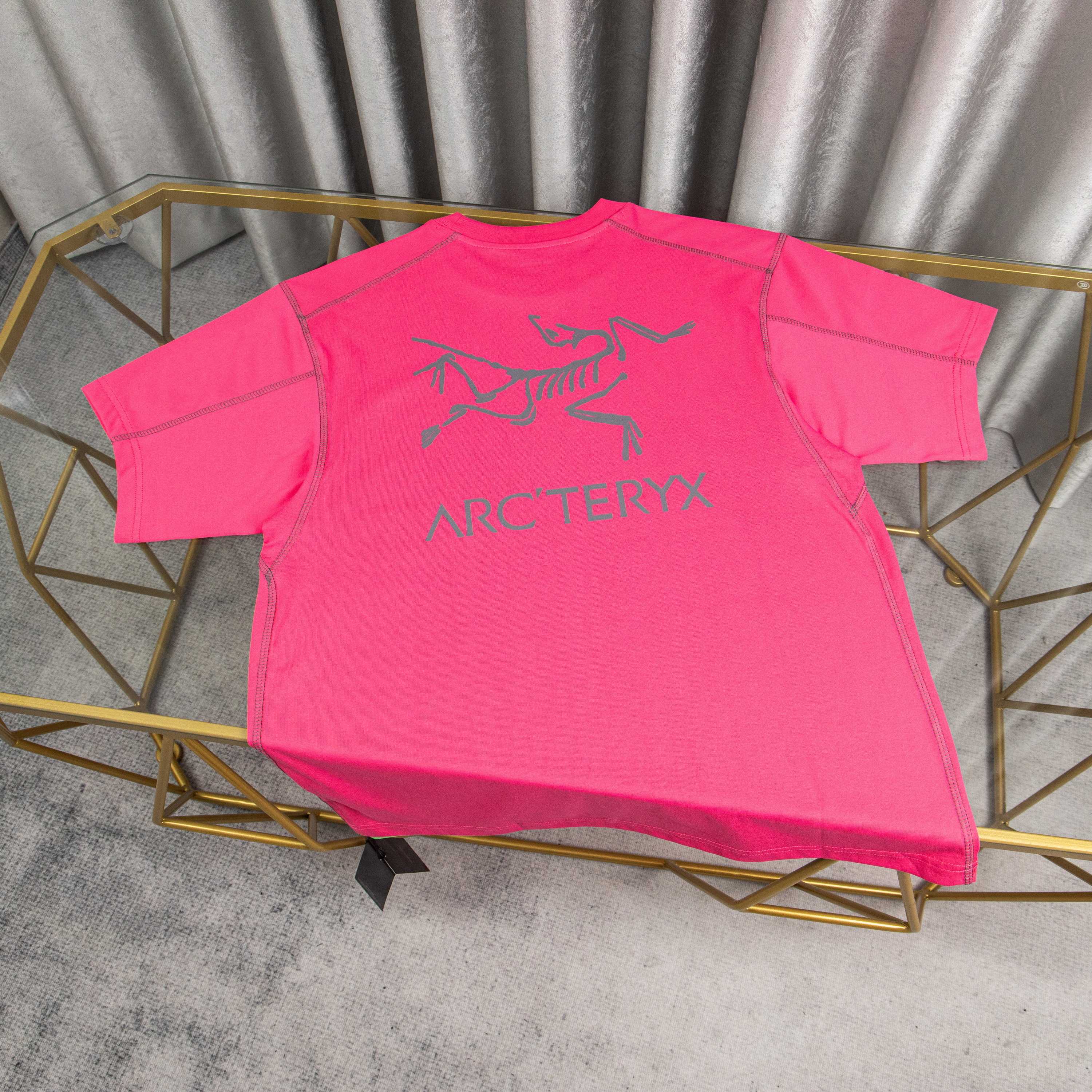 LuxluxHouse Best Quality Clothes T-shirt Arcteryx
