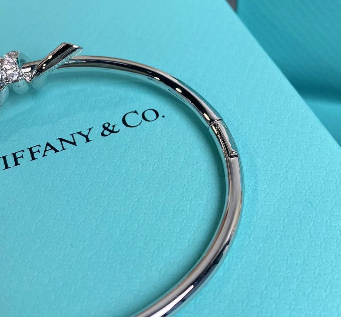 LuxluxHouse Best Quality Accessories Bracelet Tiffany