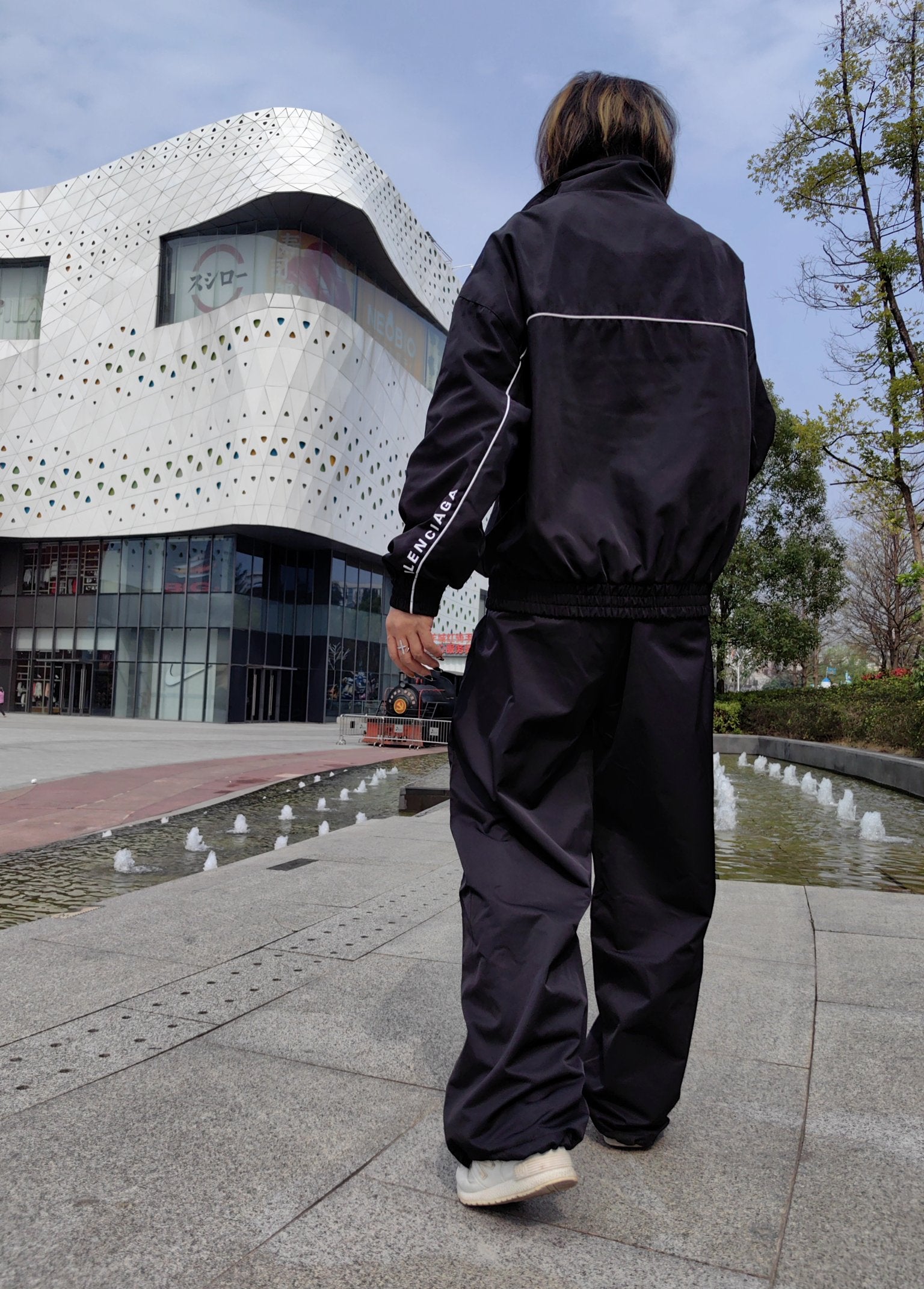 LuxluxHouse Best Quality Clothes Balenciaga T-shirt