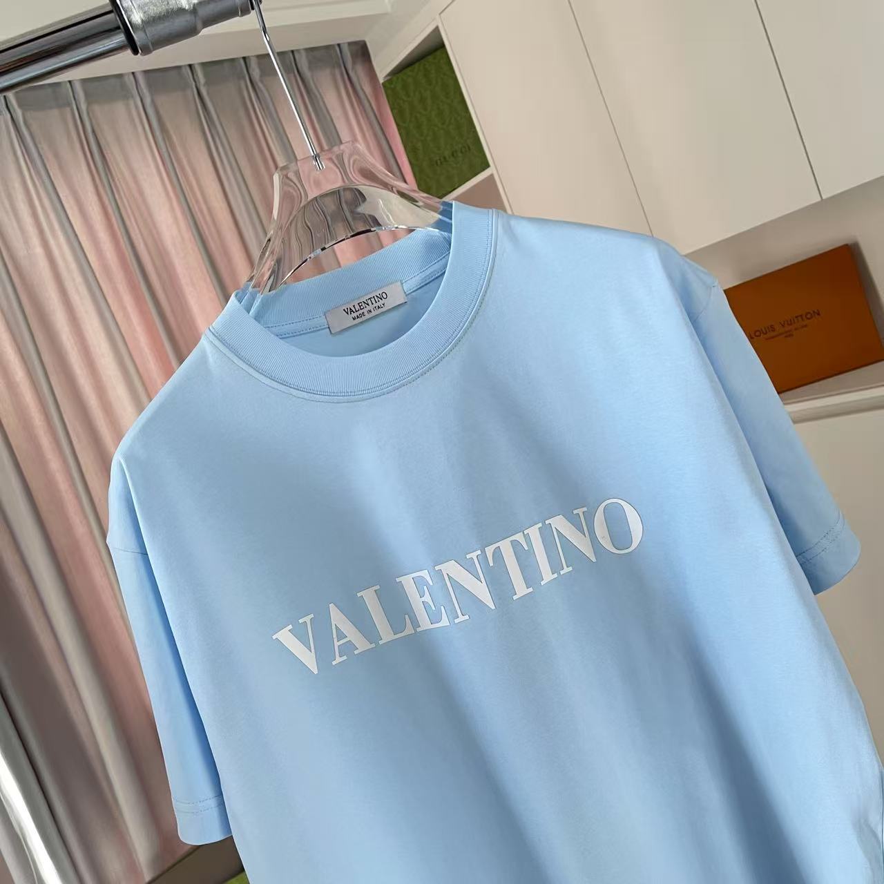 LuxluxHouse Best Quality Clothes Valentino T-shirt