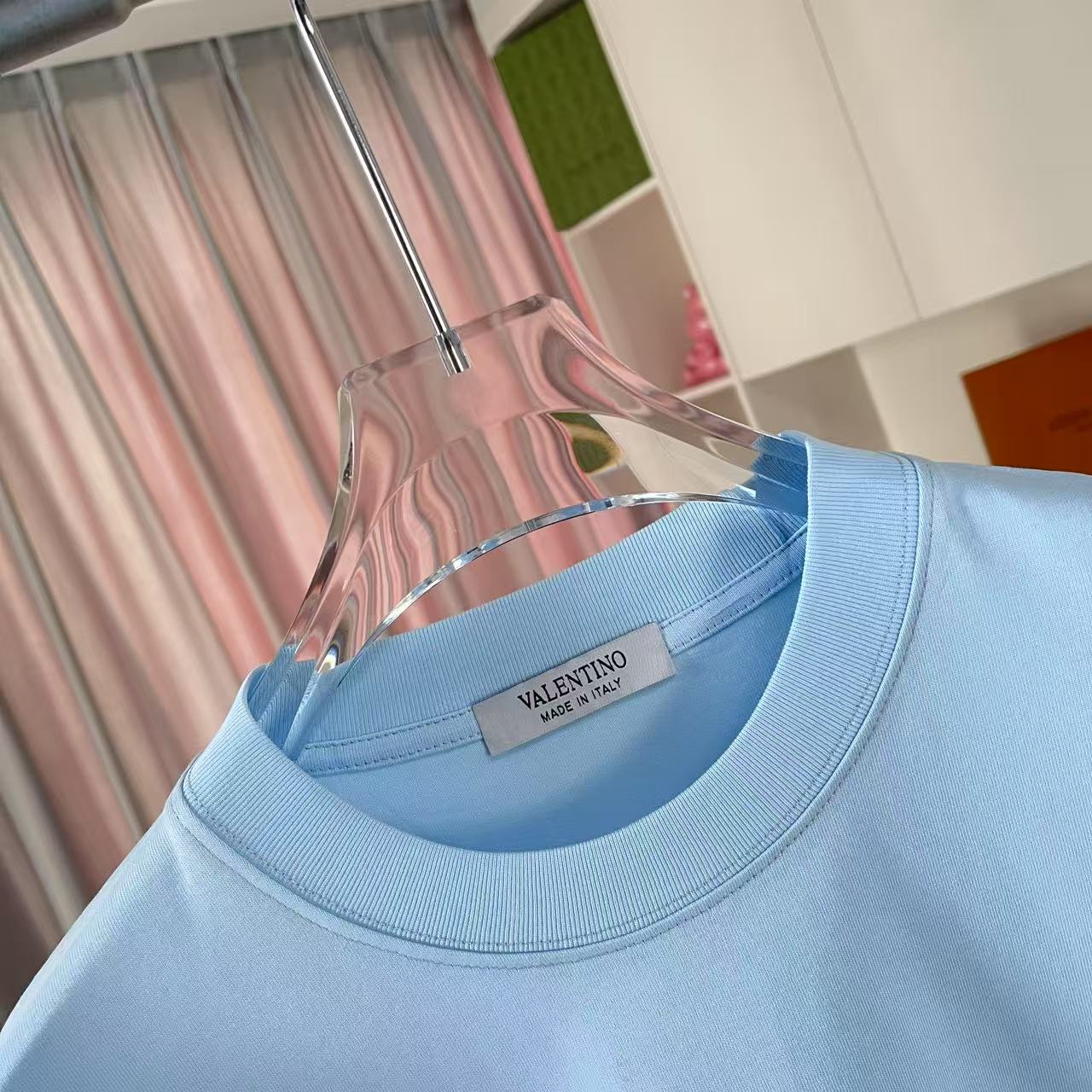 LuxluxHouse Best Quality Clothes Valentino T-shirt
