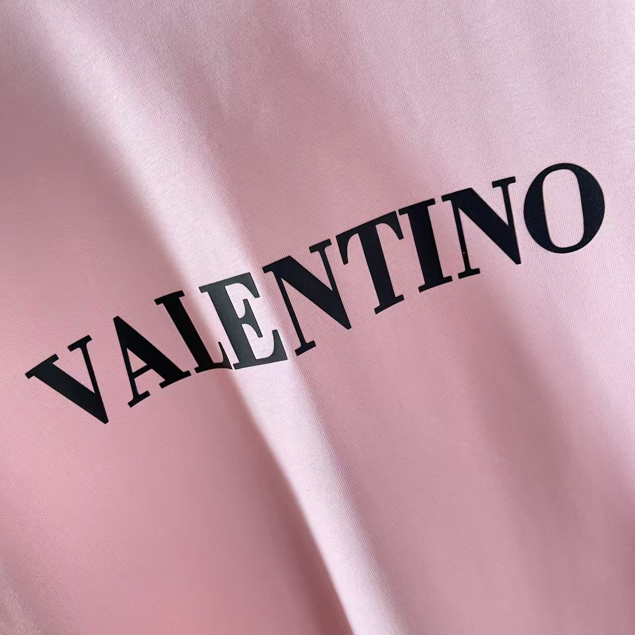 LuxluxHouse Best Quality Clothes Valentino T-shirt