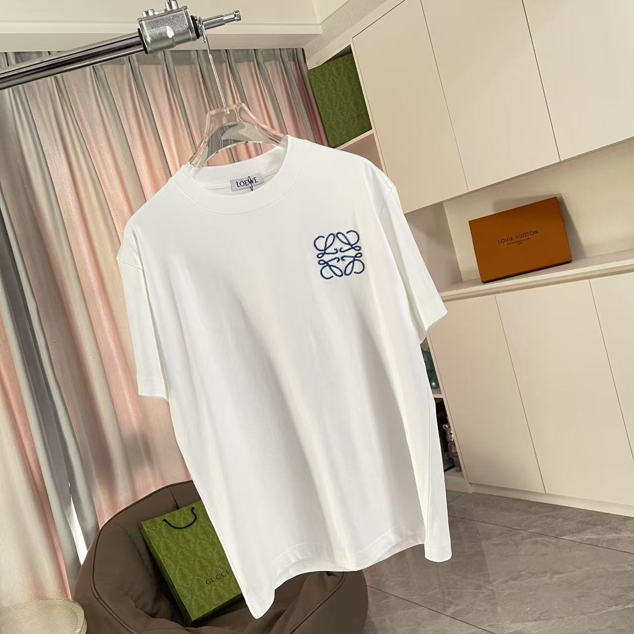 LuxluxHouse Best Quality Clothes T-shirt Loewe