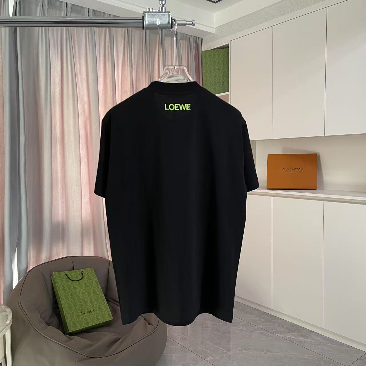 LuxluxHouse Best Quality Clothes T-shirt Loewe
