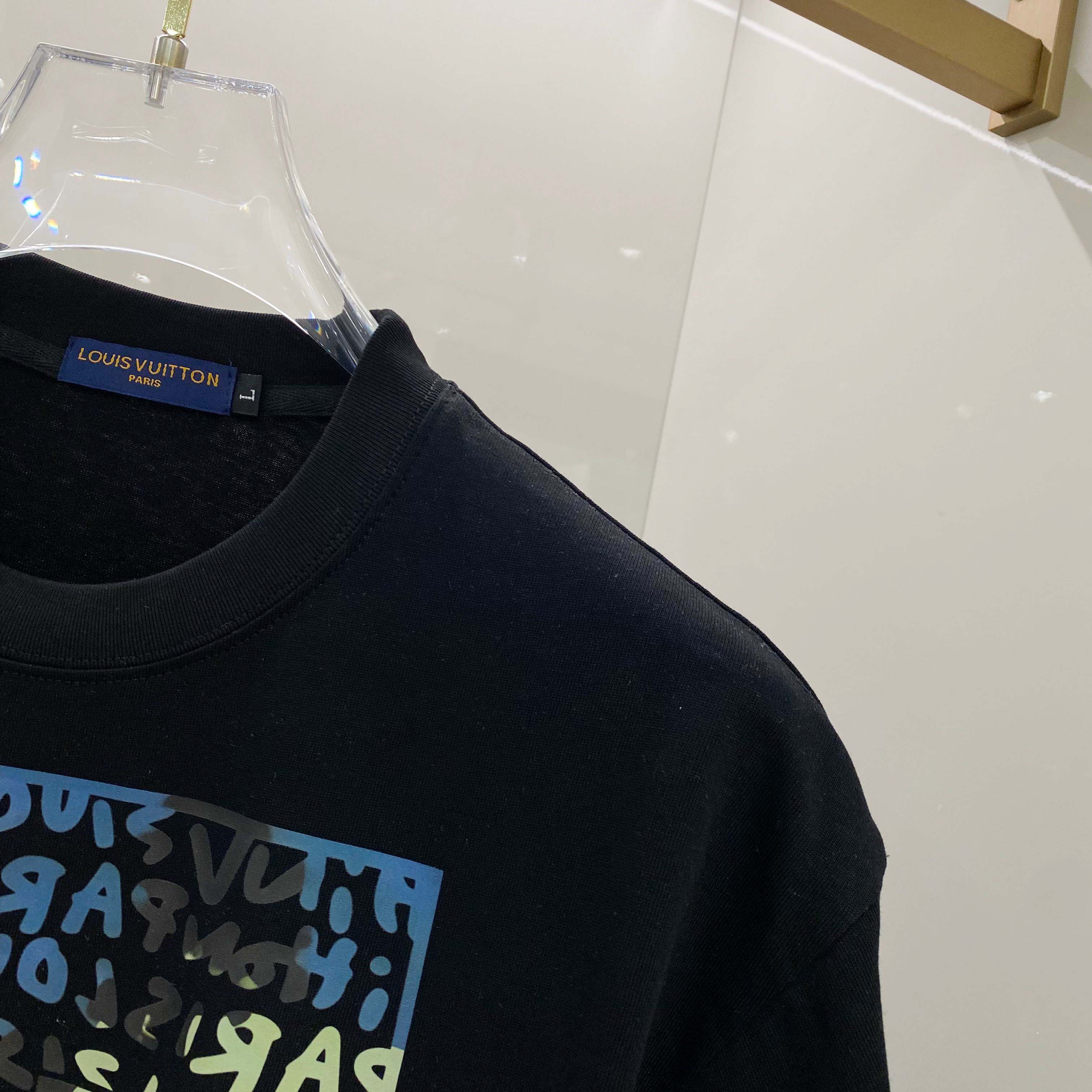 LuxluxHouse Best Quality Clothes T-shirt Louis Vuitton